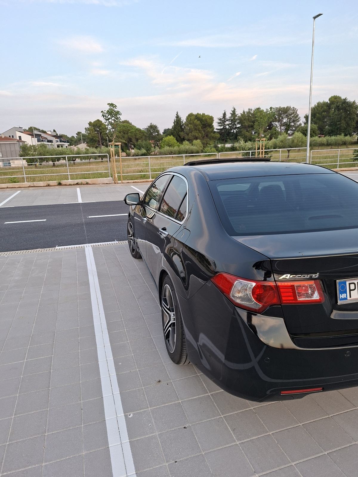 Honda Accord 2,2 i automatik, fotografija 7
