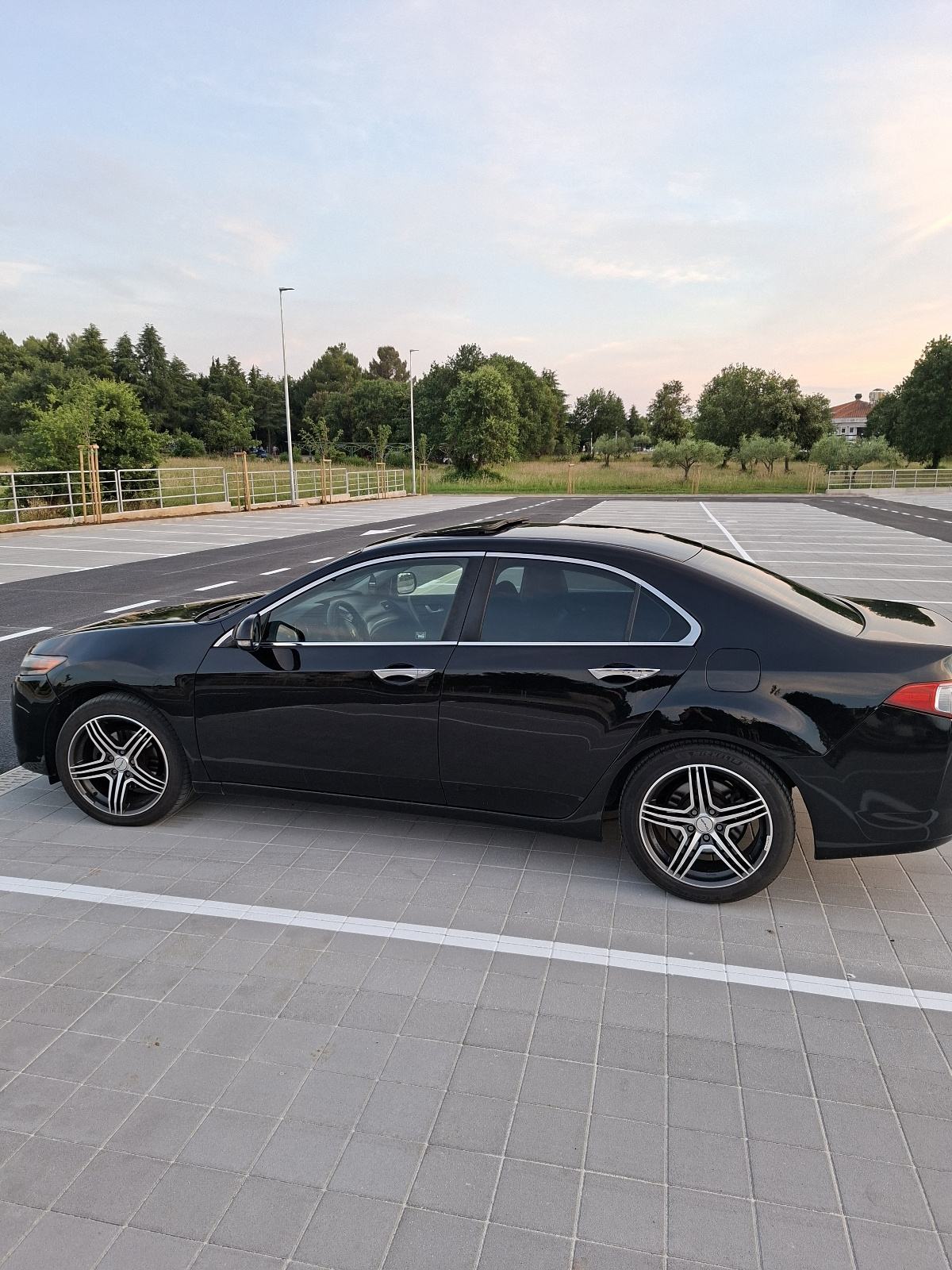Honda Accord 2,2 i automatik, fotografija 6