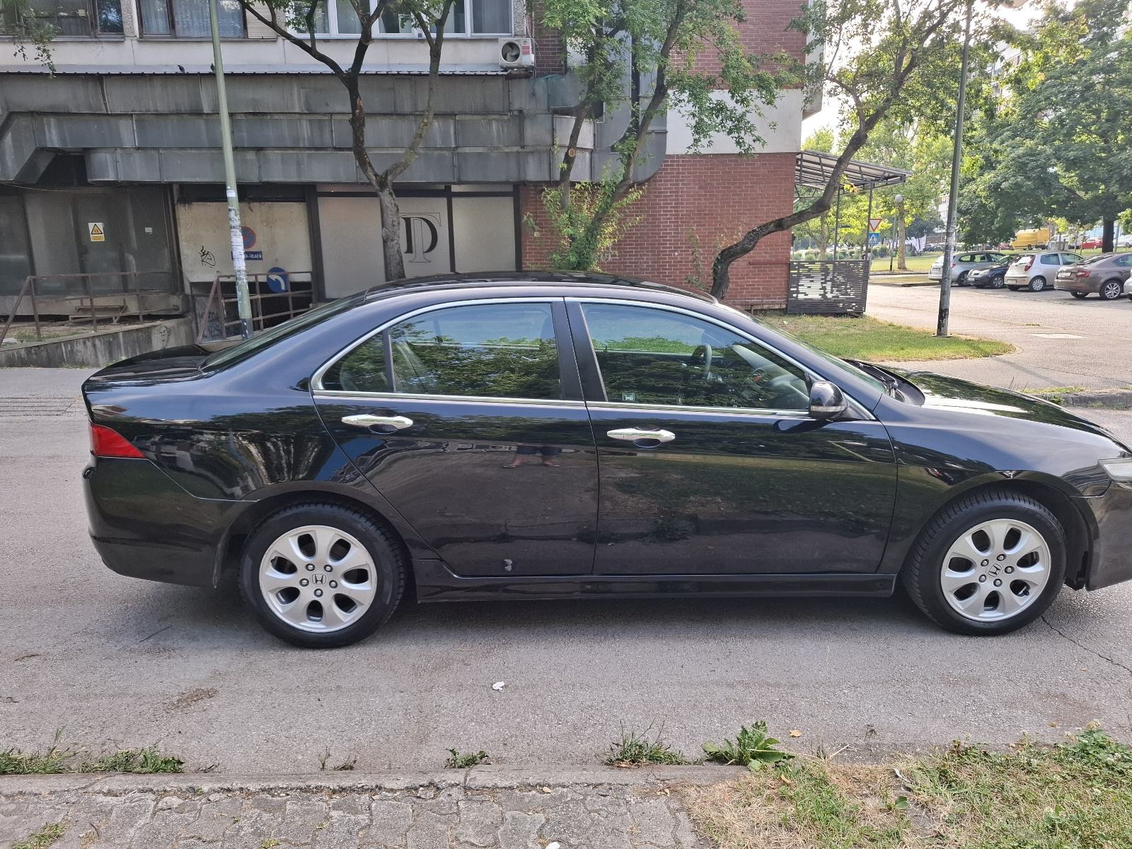 Honda Accord 2,2i-CDTi, fotografija 6