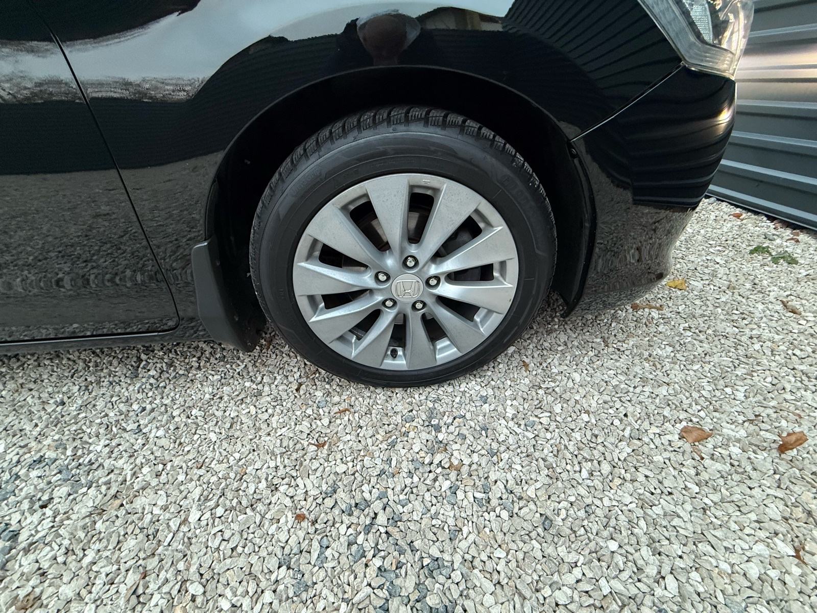 Honda Accord 2,4 automatik, fotografija 13
