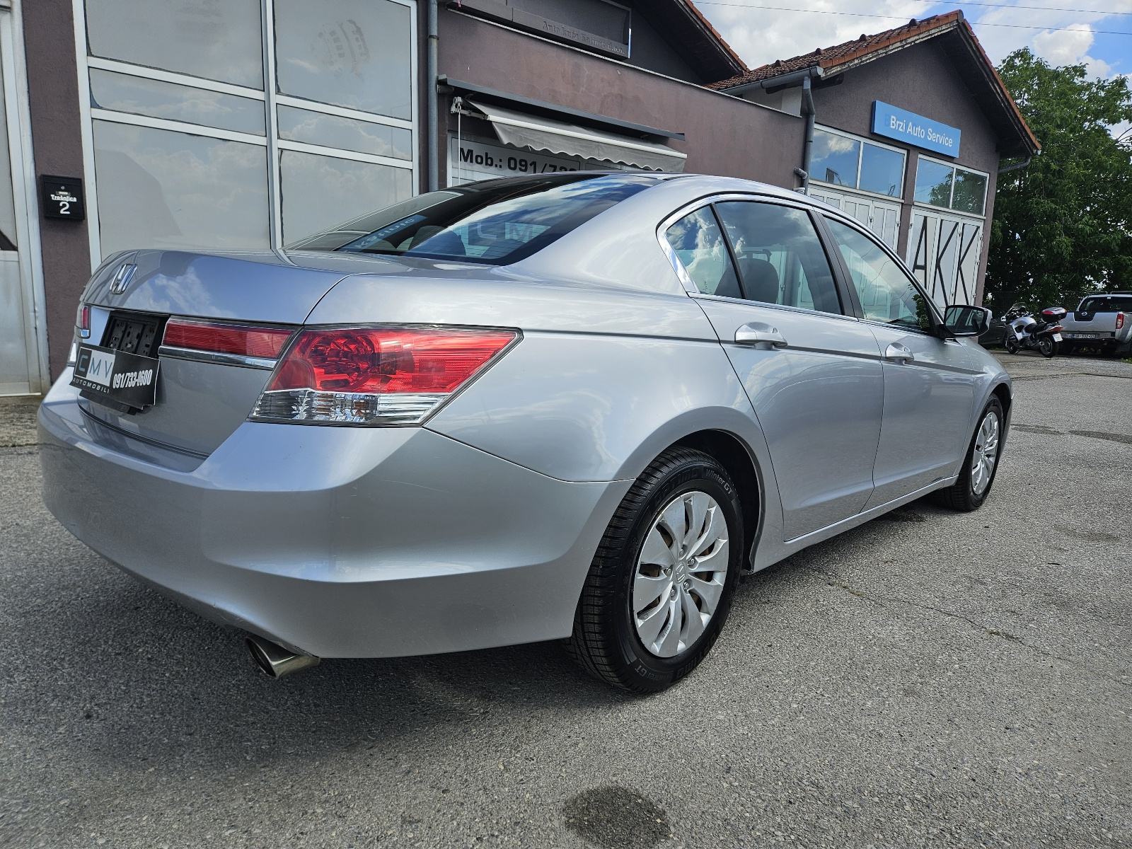 Honda Accord 2,4 automatik, fotografija 6