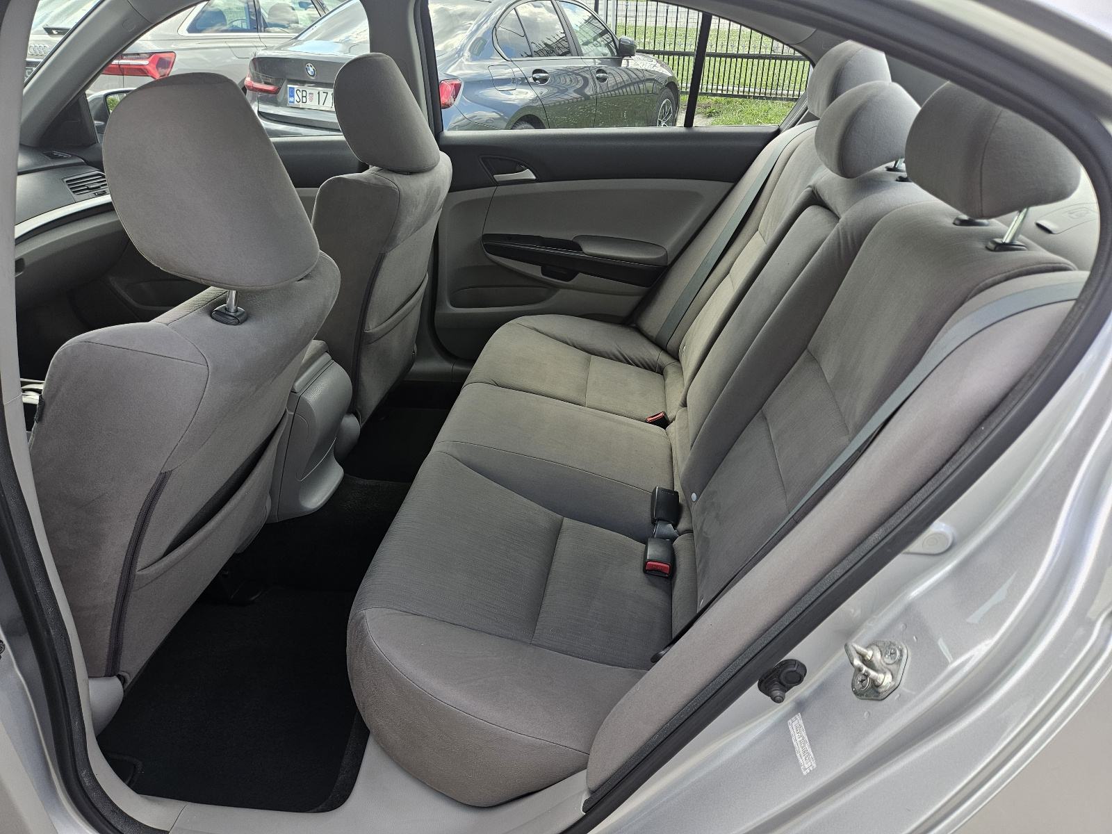 Honda Accord 2,4 automatik, fotografija 10