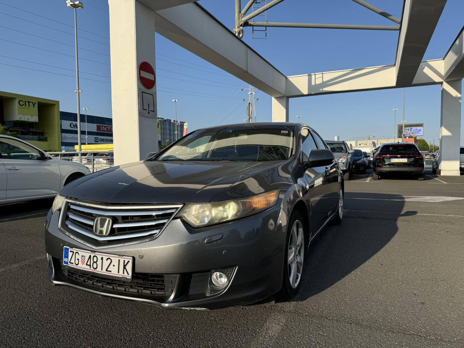 Honda Accord 2,4 i VTEC Executive + LPG, registrirana. godinu dana, fotografija 10
