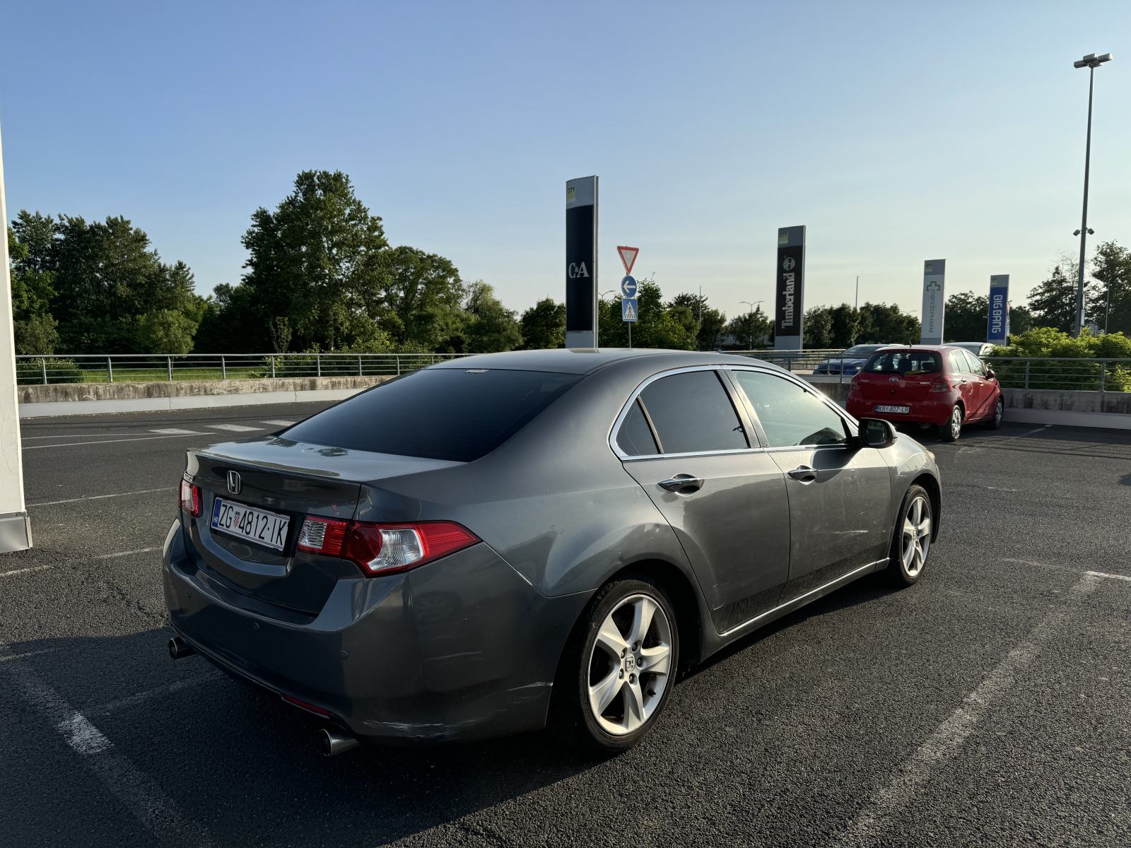 Honda Accord 2,4 i VTEC Executive + LPG, registrirana. godinu dana, fotografija 4