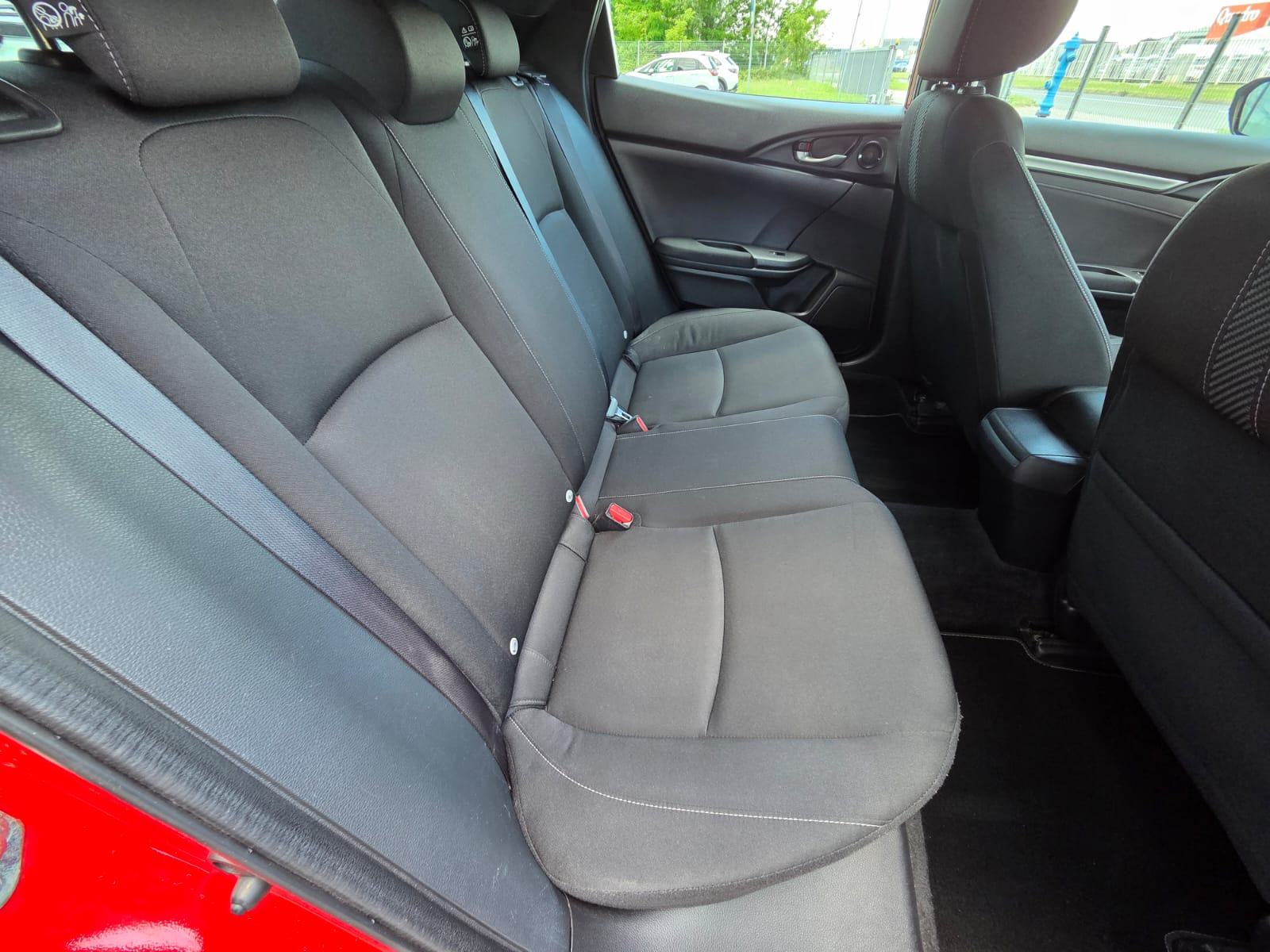 Honda Civic 1,0T Comfort*HR.VOZILO*REG DO:02/2027*, fotografija 13