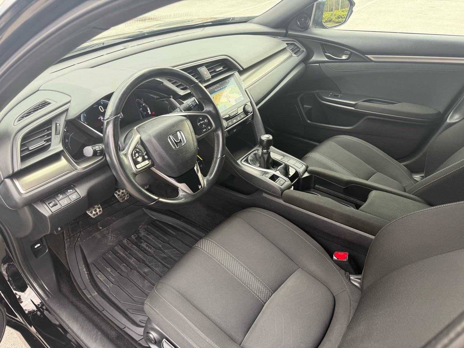 Honda Civic 1,0T LEASING BEZ UČEŠĆA, VELIKI SERVIS, NAVI, 1VL,SERVISNA, fotografija 11