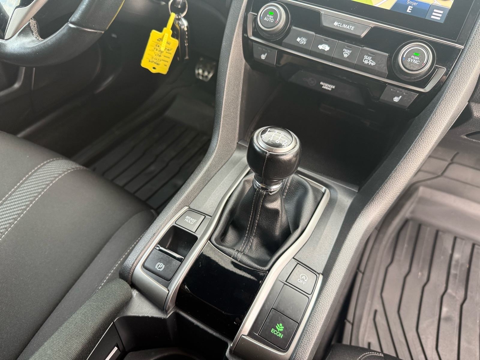 Honda Civic 1,0T LEASING BEZ UČEŠĆA, VELIKI SERVIS, NAVI, 1VL,SERVISNA, fotografija 16