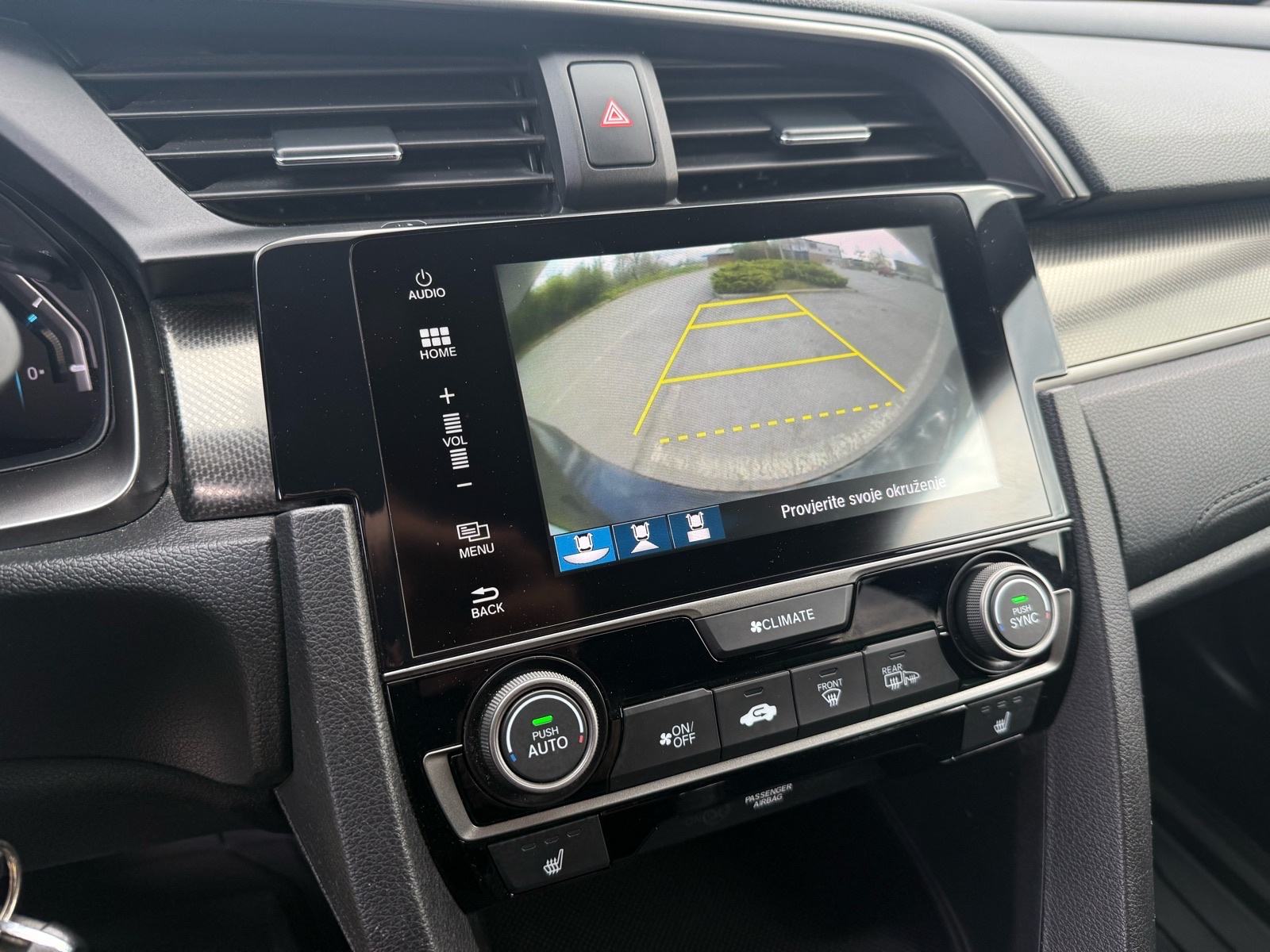 Honda Civic 1,0T LEASING BEZ UČEŠĆA, VELIKI SERVIS, NAVI, 1VL,SERVISNA, fotografija 17