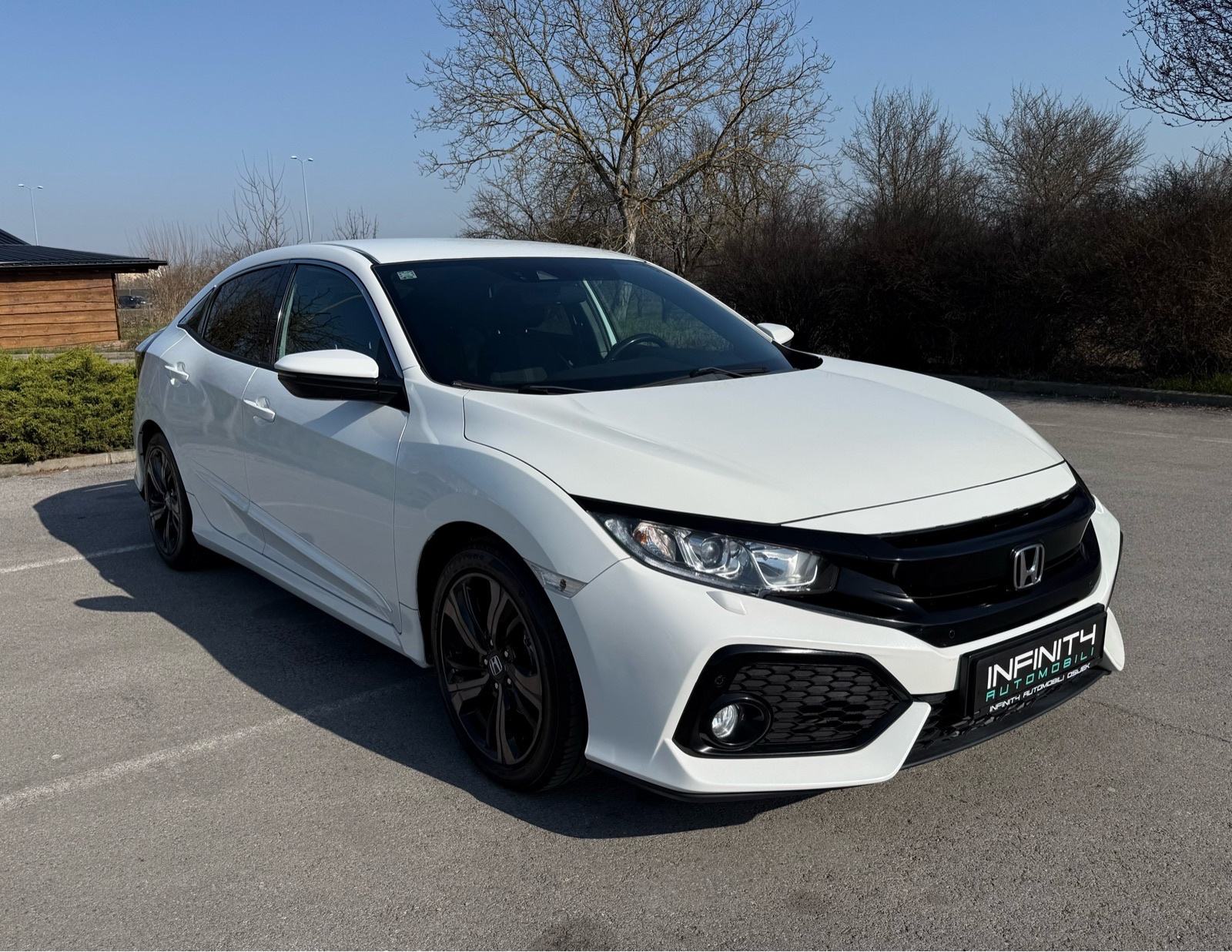 Honda Civic 1,0T AUTOMATIK, NAV, SERVISNA, LEASING RATA 303€,REG:03/27, fotografija 10