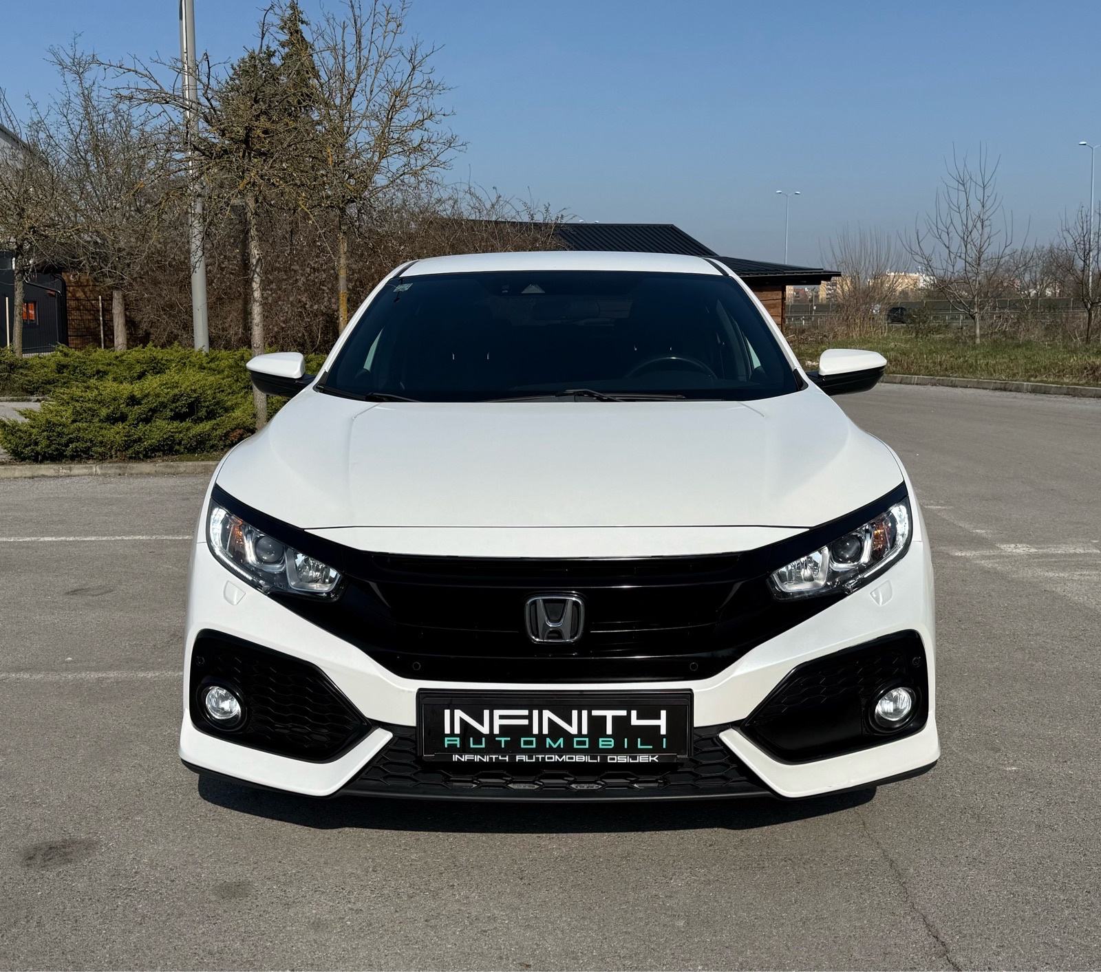 Honda Civic 1,0T AUTOMATIK, NAV, SERVISNA, LEASING RATA 303€,REG:03/27, fotografija 3