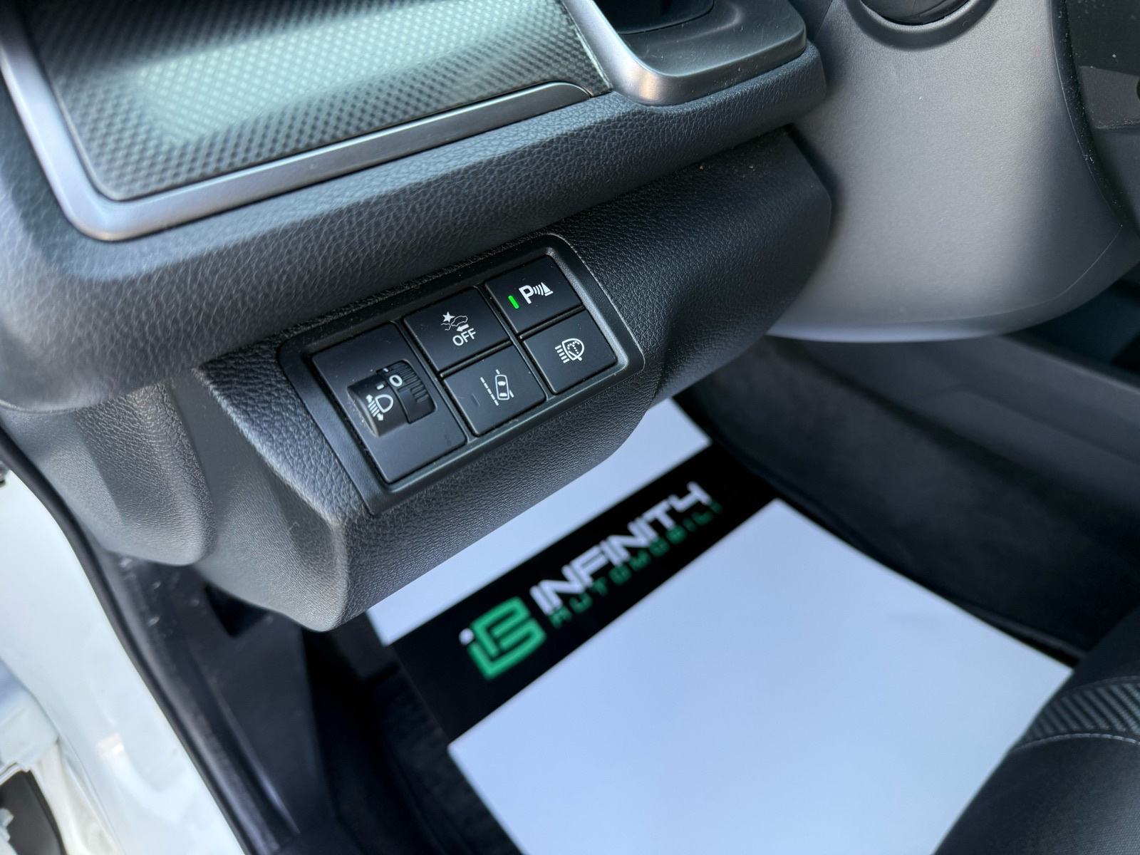 Honda Civic 1,0T AUTOMATIK, NAV, SERVISNA, LEASING RATA 303€,REG:03/27, fotografija 13