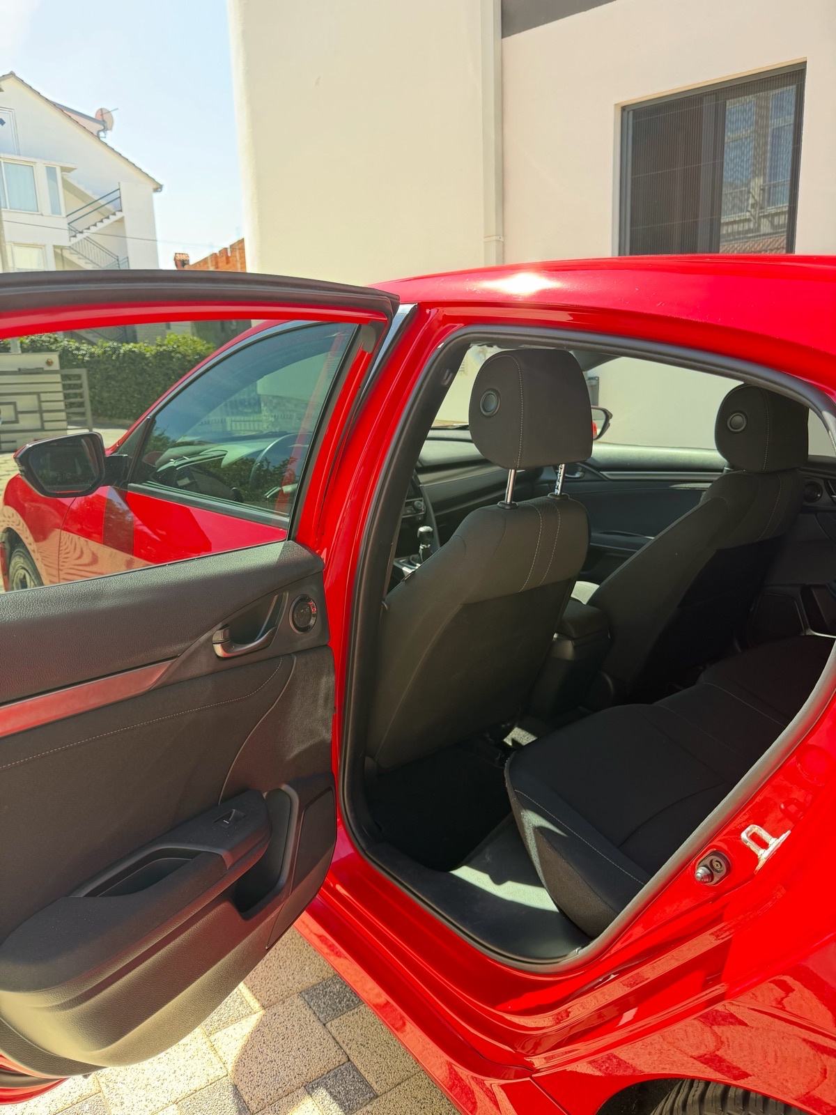 Honda Civic 1,0T, fotografija 11