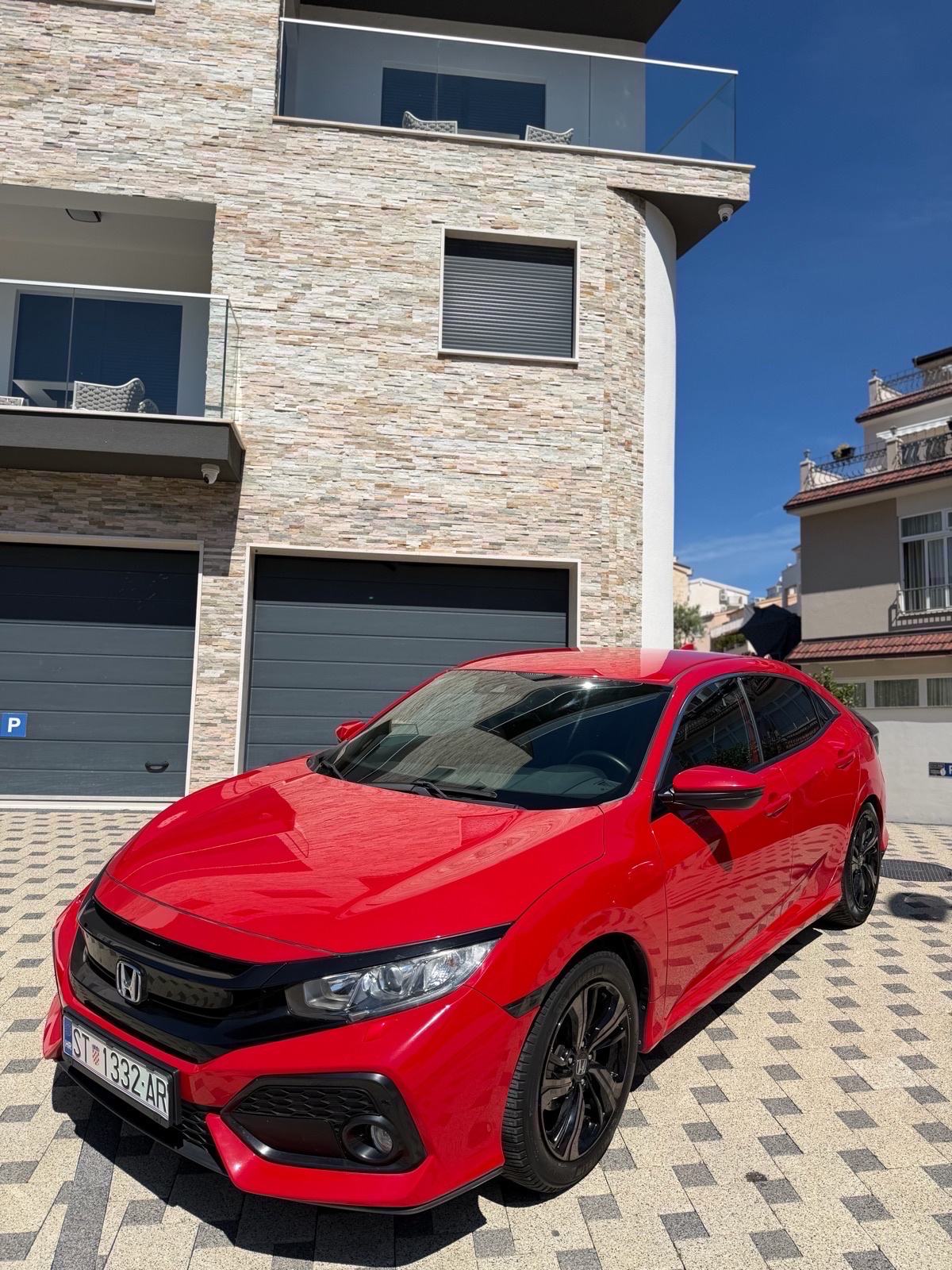 Honda Civic 1,0T, fotografija 1