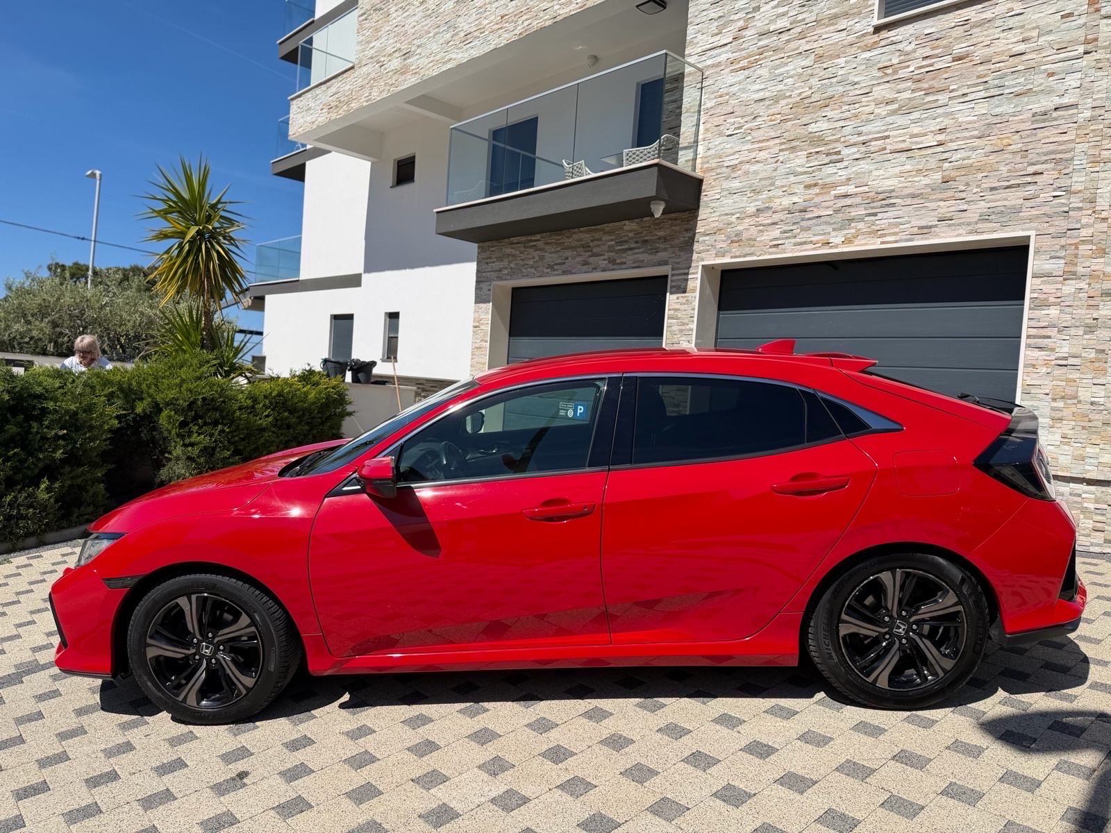 Honda Civic 1,0T, fotografija 2