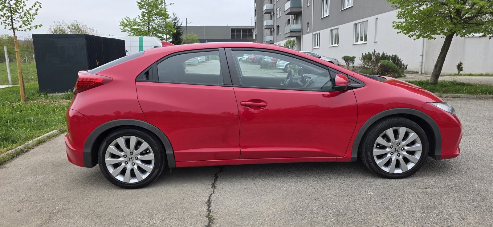 Honda Civic 1,4 reg. do 07/27, Odlično stanje, fotografija 12