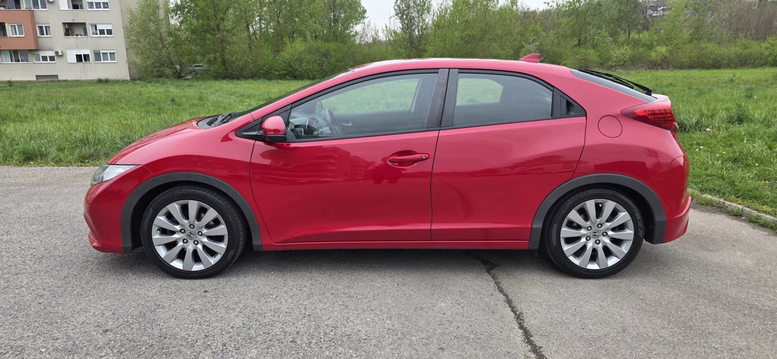 Honda Civic 1,4 reg. do 07/27, Odlično stanje, fotografija 4