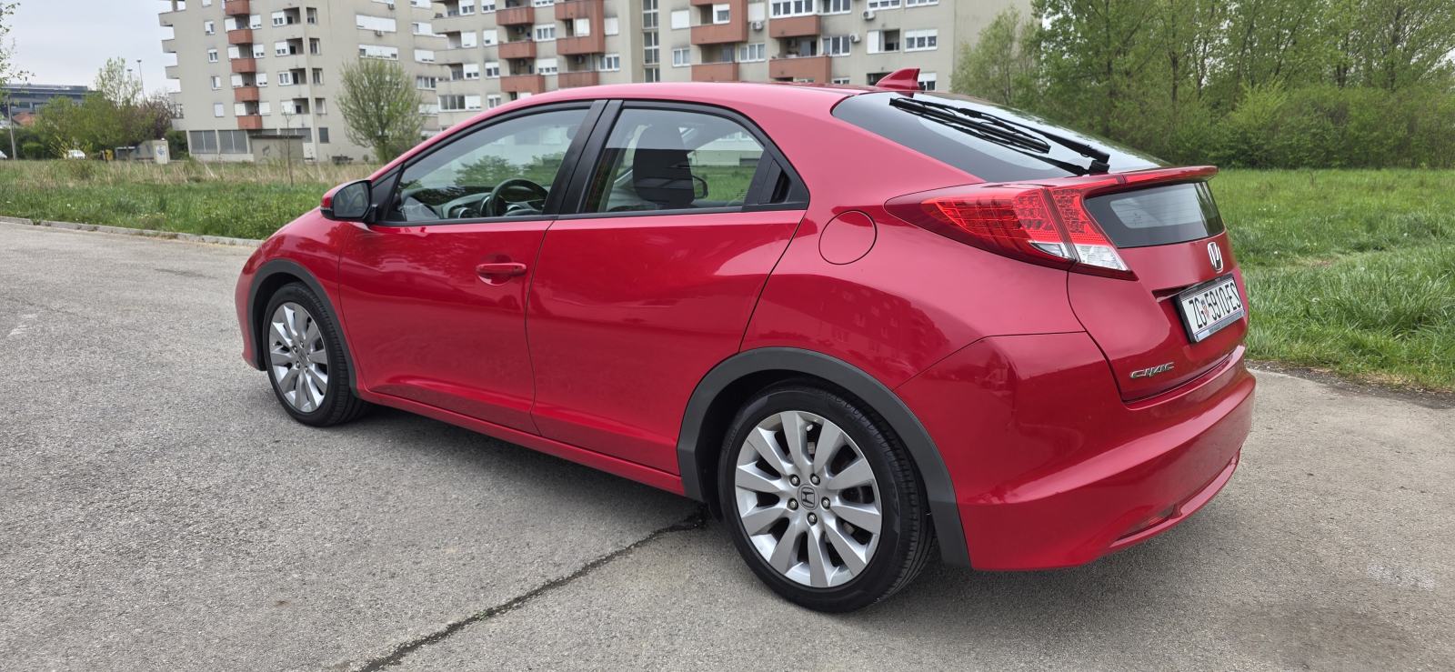 Honda Civic 1,4 reg. do 07/27, Odlično stanje, fotografija 19