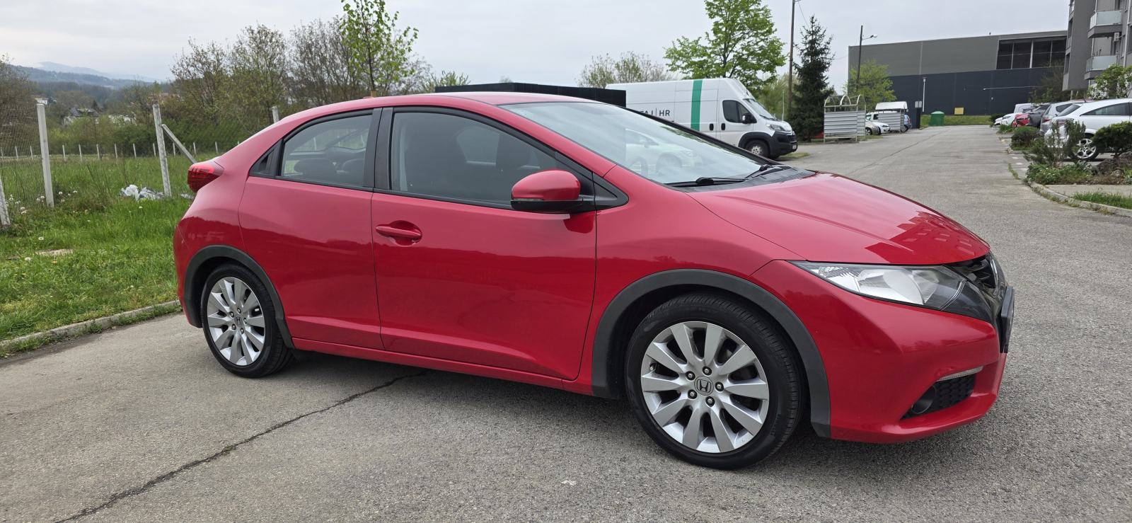 Honda Civic 1,4 reg. do 07/27, Odlično stanje, fotografija 11