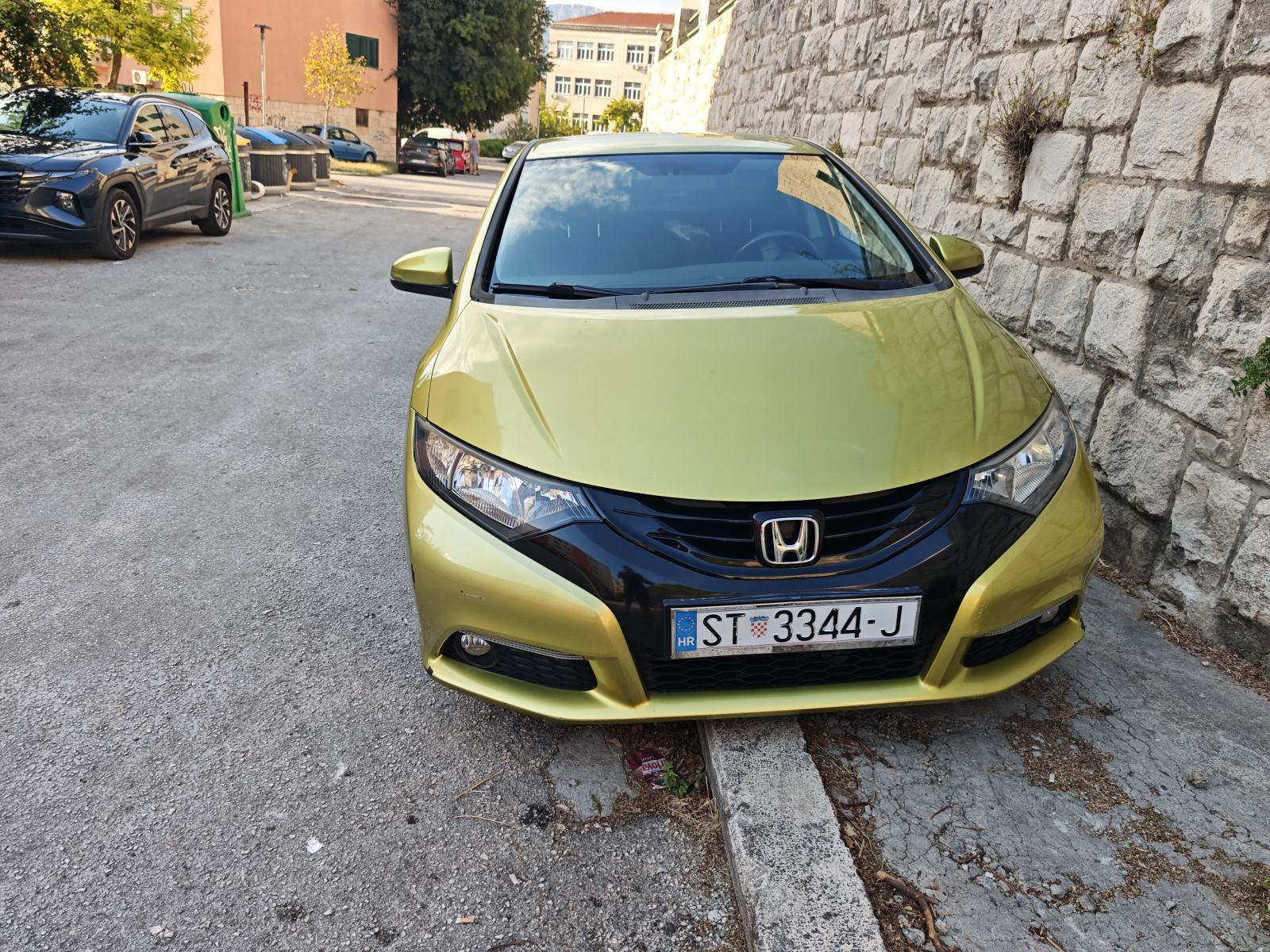 Honda Civic 1,4 Sport, reg.04/2027, odlično stanje, fotografija 2
