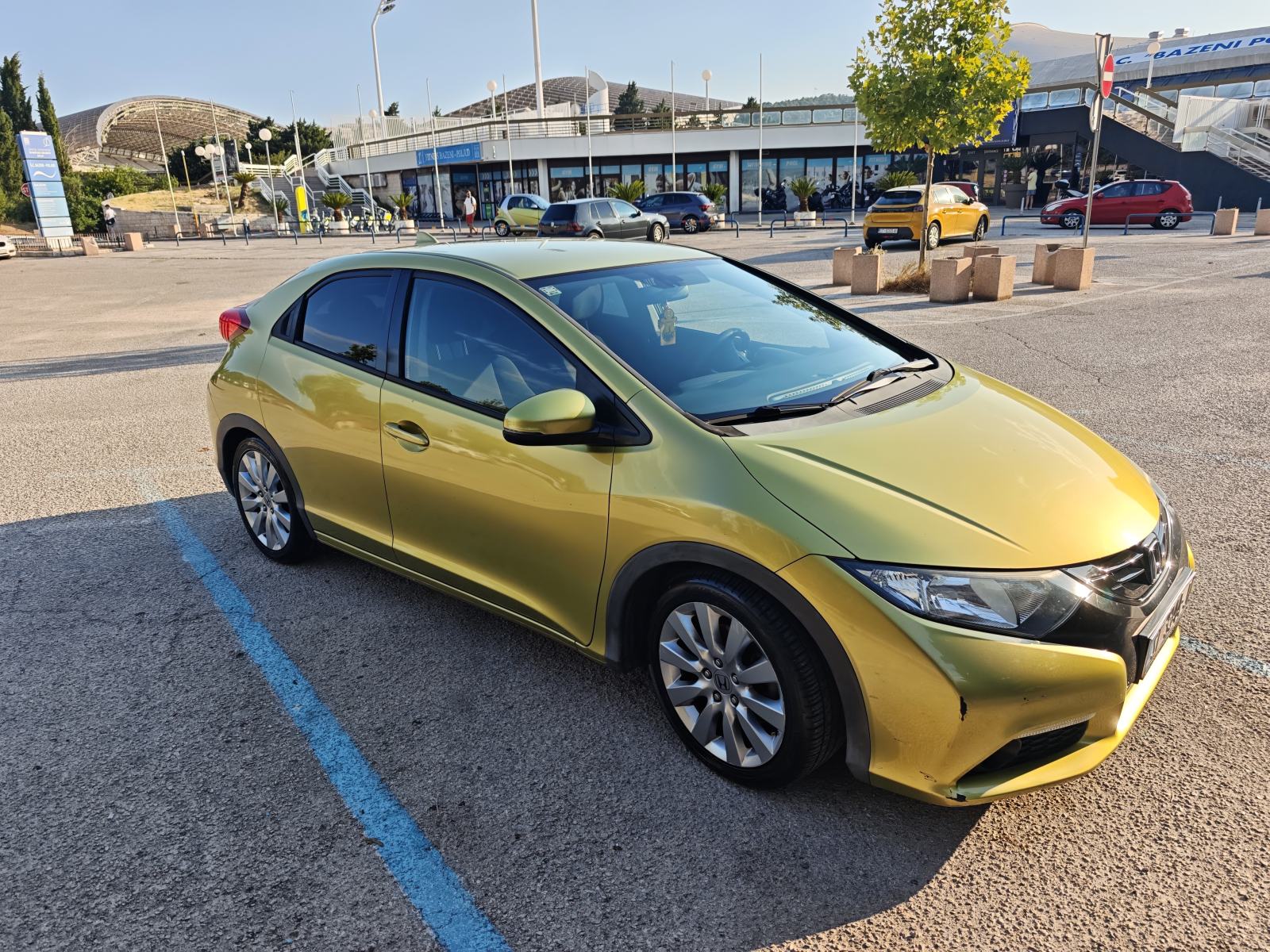 Honda Civic 1,4 Sport, reg.04/2027, odlično stanje, fotografija 4