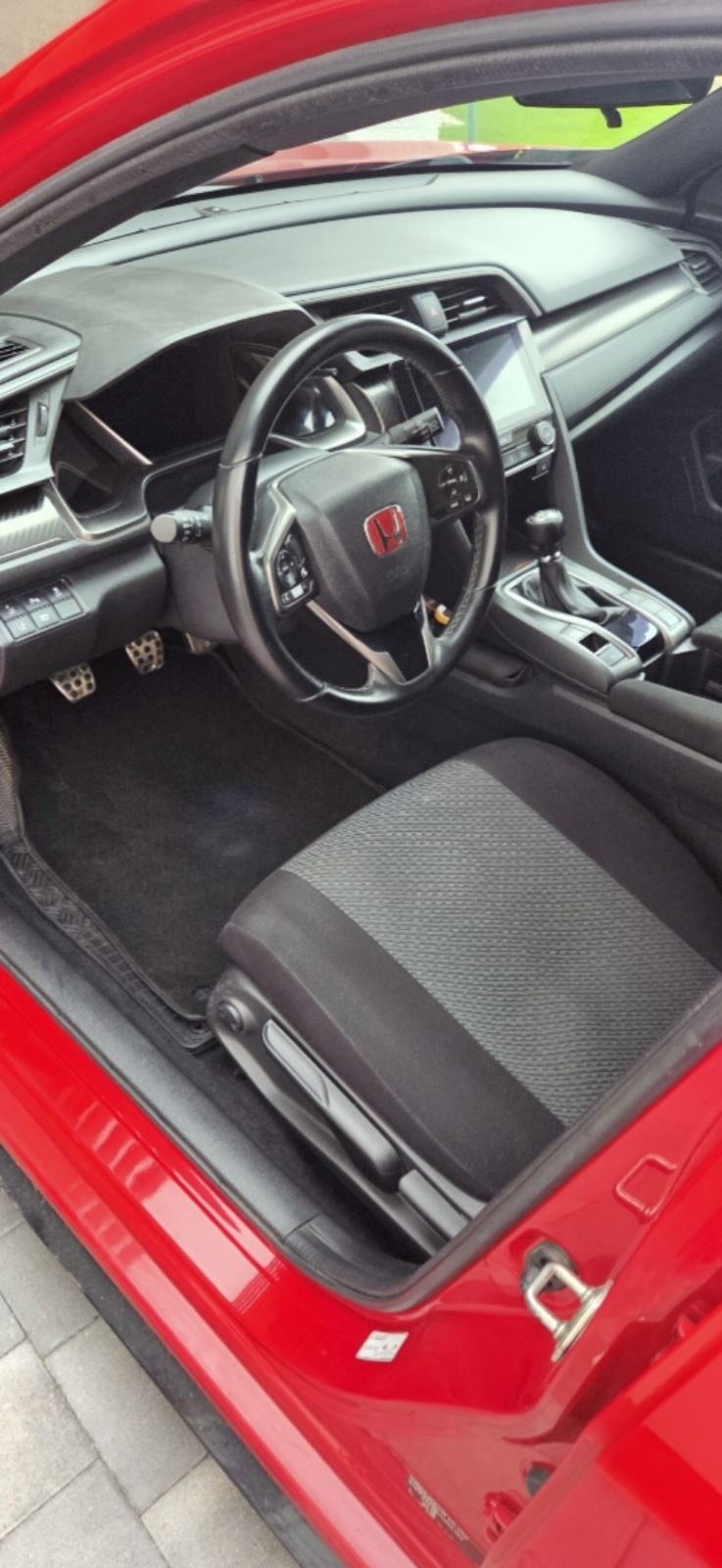 Honda Civic 1,5T REG 07/27, fotografija 13