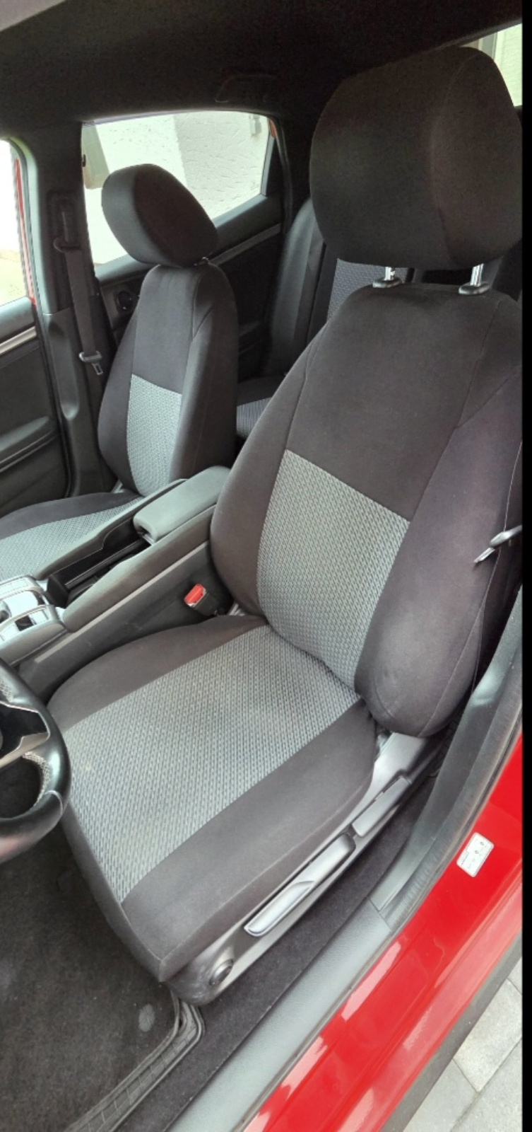 Honda Civic 1,5T REG 07/27, fotografija 12