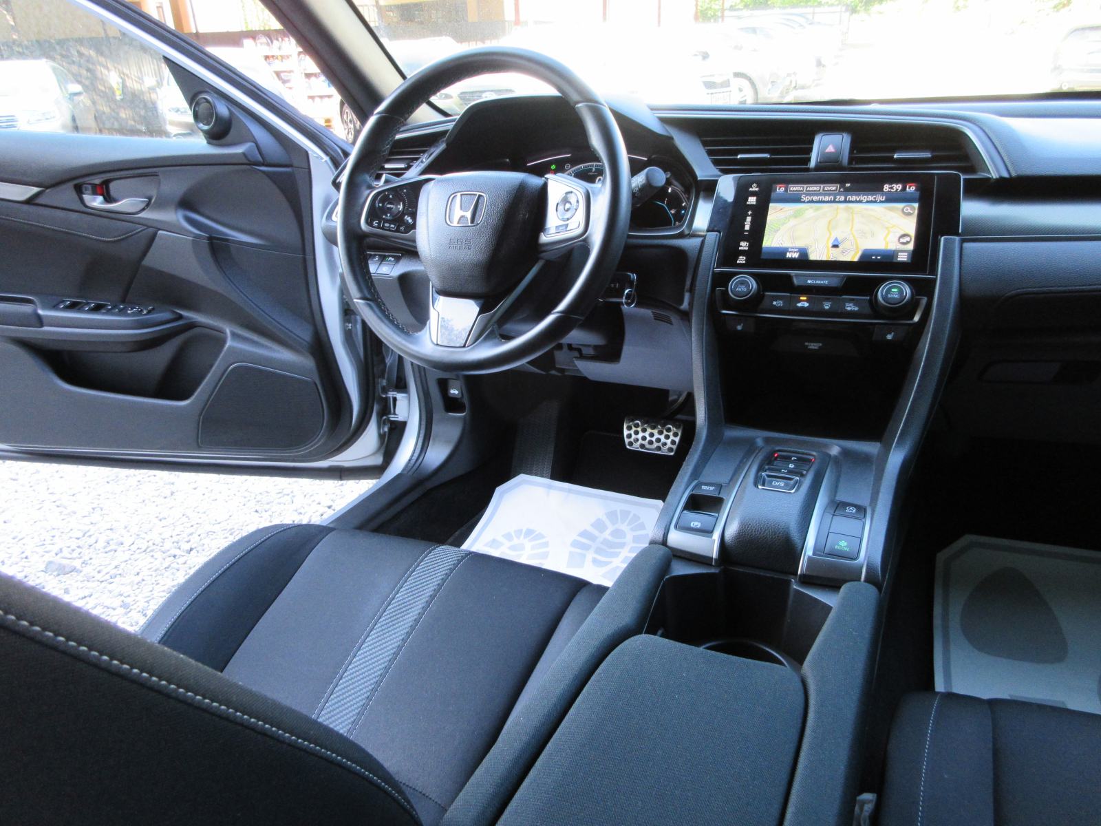 HONDA CIVIC 1.6 i-DTEC AUTOMATIK,NAVIGACIJA,KAMERA,GR.SJEDALA,LED,ALU, fotografija 19