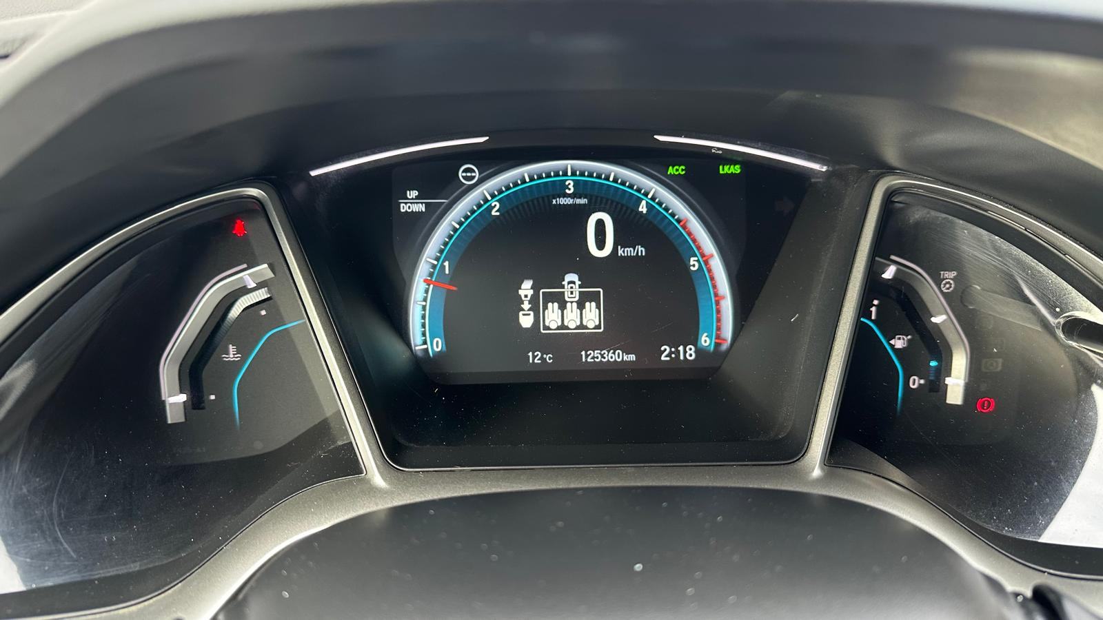 Honda Civic 1.6 DTEC Elegance, navi, kamera, alu felge, jamstvo..., fotografija 11