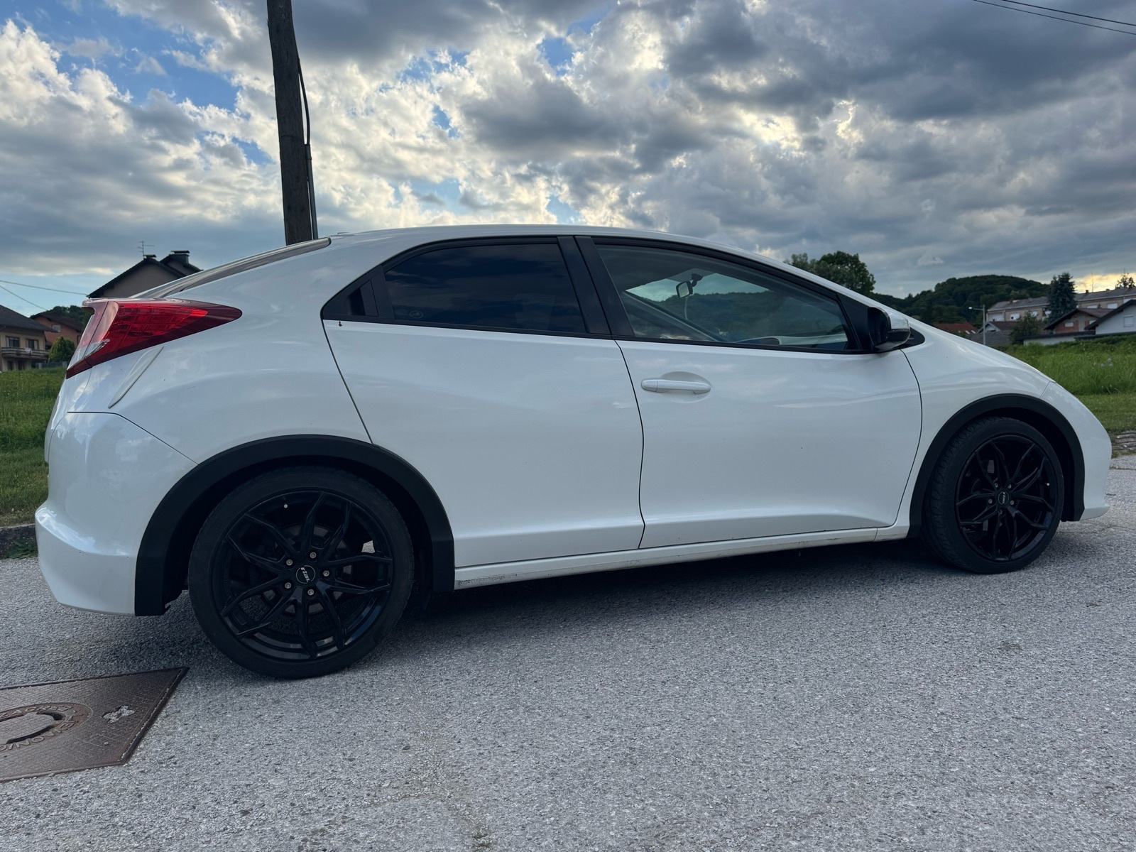 Honda Civic 1,6 i-dtec, fotografija 4