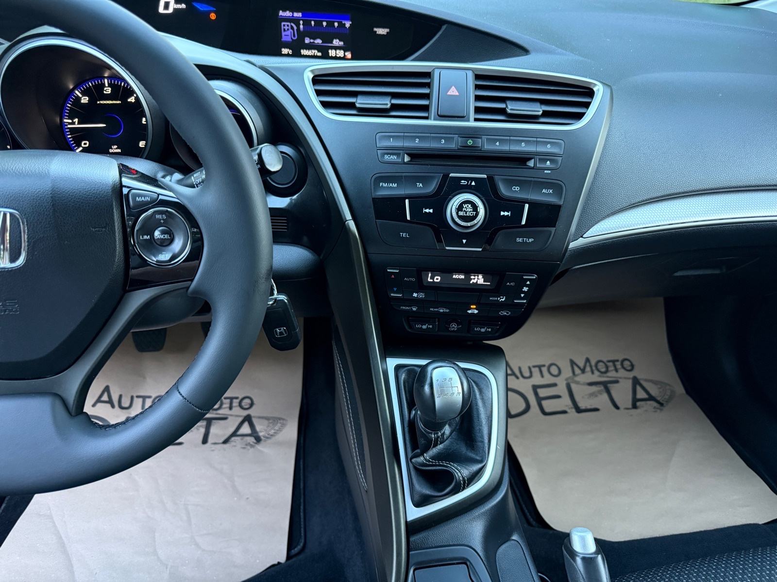 Honda Civic 1,6-LED-GR.SJEDALA-AUT. KLIMA-TEMPOMAT-100 000 km, fotografija 14