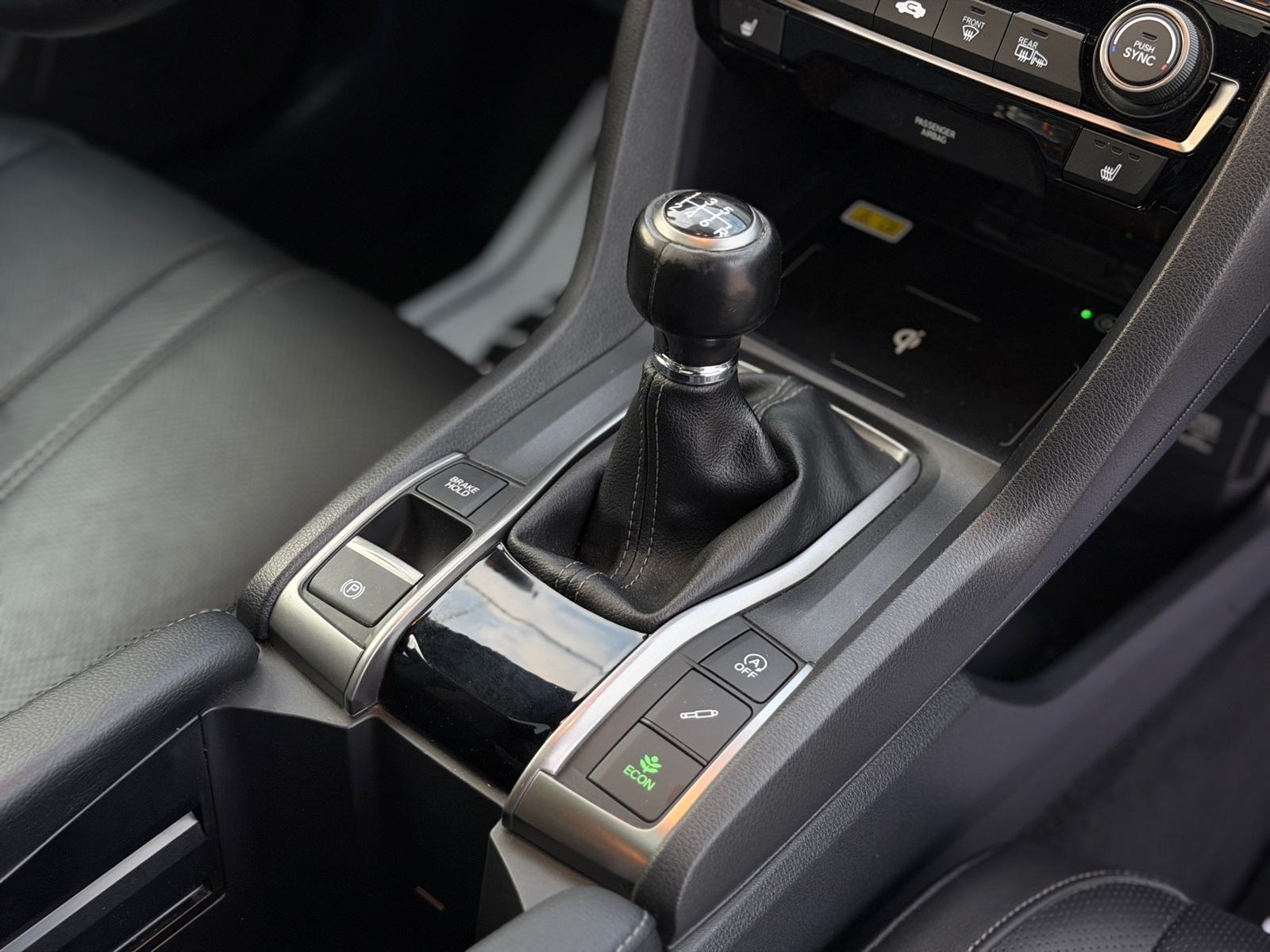 Honda Civic 1.6 i-DTEC PANORAMA,ACC,KOŽA,KAMERA,LANE,KEYLESS,SERVISNA, fotografija 19