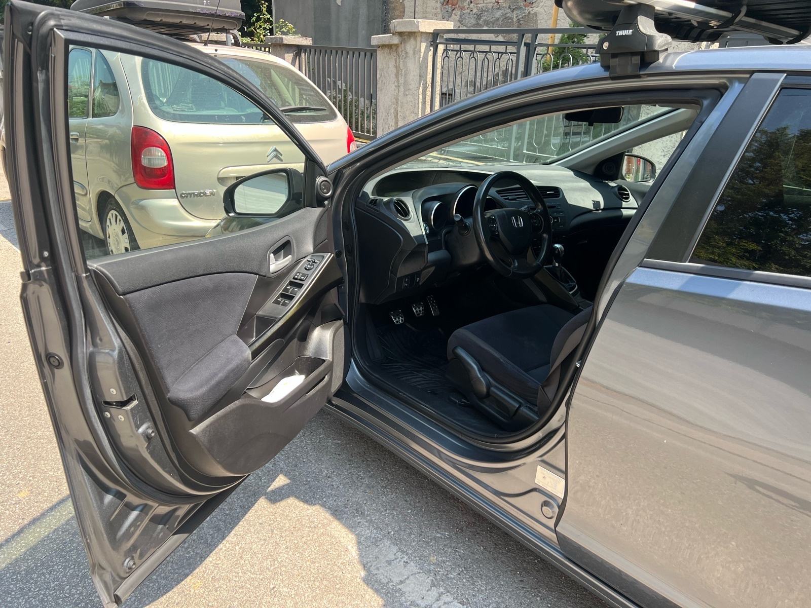 Honda Civic 1,8 Sport - 2012. 133k km benzinac ručni - Zagreb, fotografija 5
