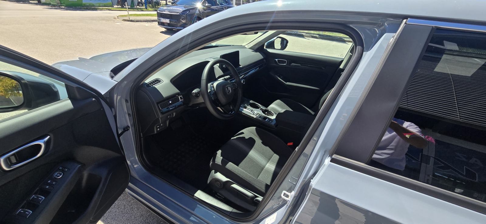Honda Civic 2.0 automatik, fotografija 5