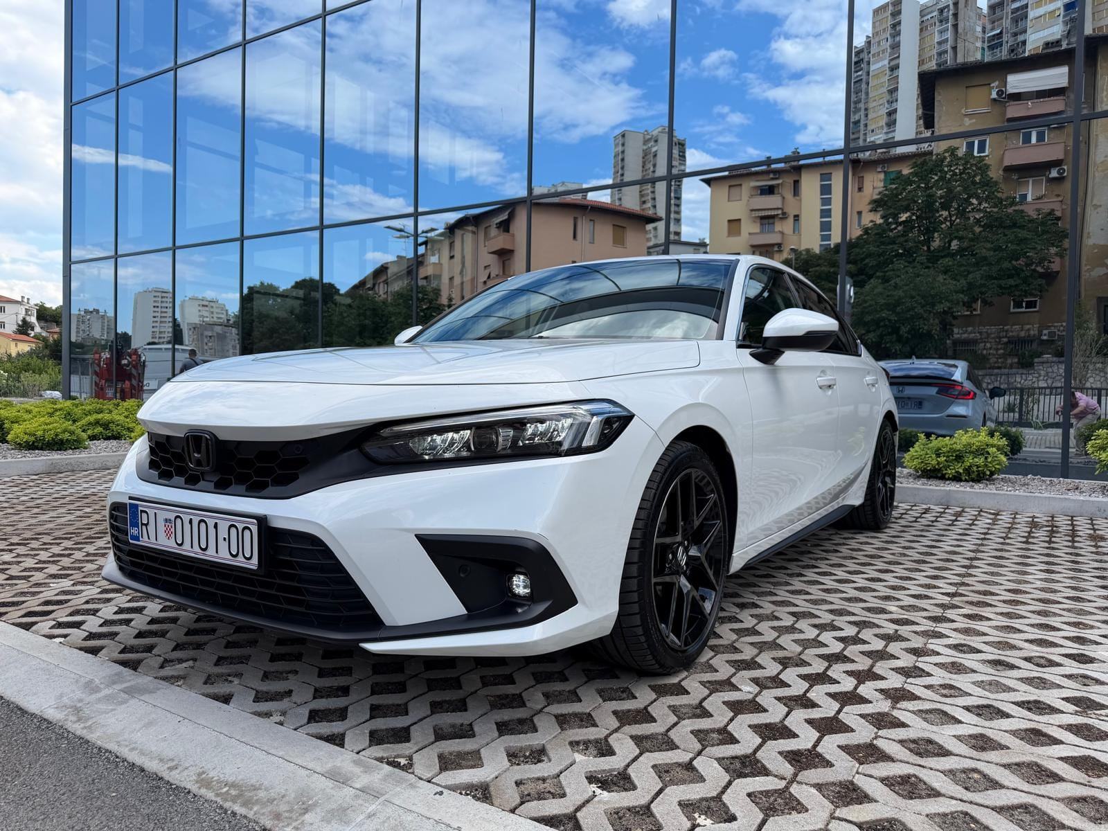 HONDA CIVIC 2.0 FULL HYBRID AUTOMATIK*ADVANCE*REG DO:12/2026*, fotografija 2