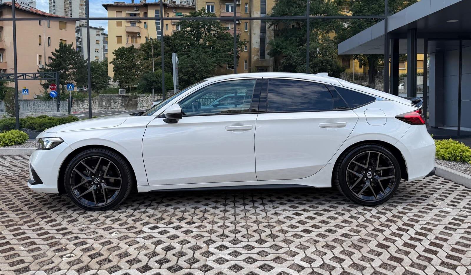 HONDA CIVIC 2.0 FULL HYBRID AUTOMATIK*ADVANCE*REG DO:12/2026*, fotografija 9
