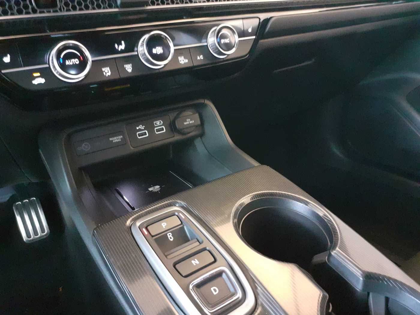 Honda Civic 2.0 Sport e:HEV blackEmblem LED navi gr.sj. PDCx2 kamera, fotografija 16