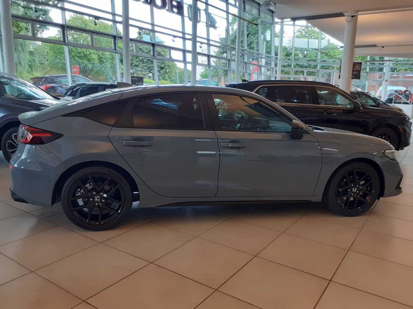 Honda Civic 2.0 Sport e:HEV blackEmblem LED navi gr.sj. PDCx2 kamera, fotografija 5