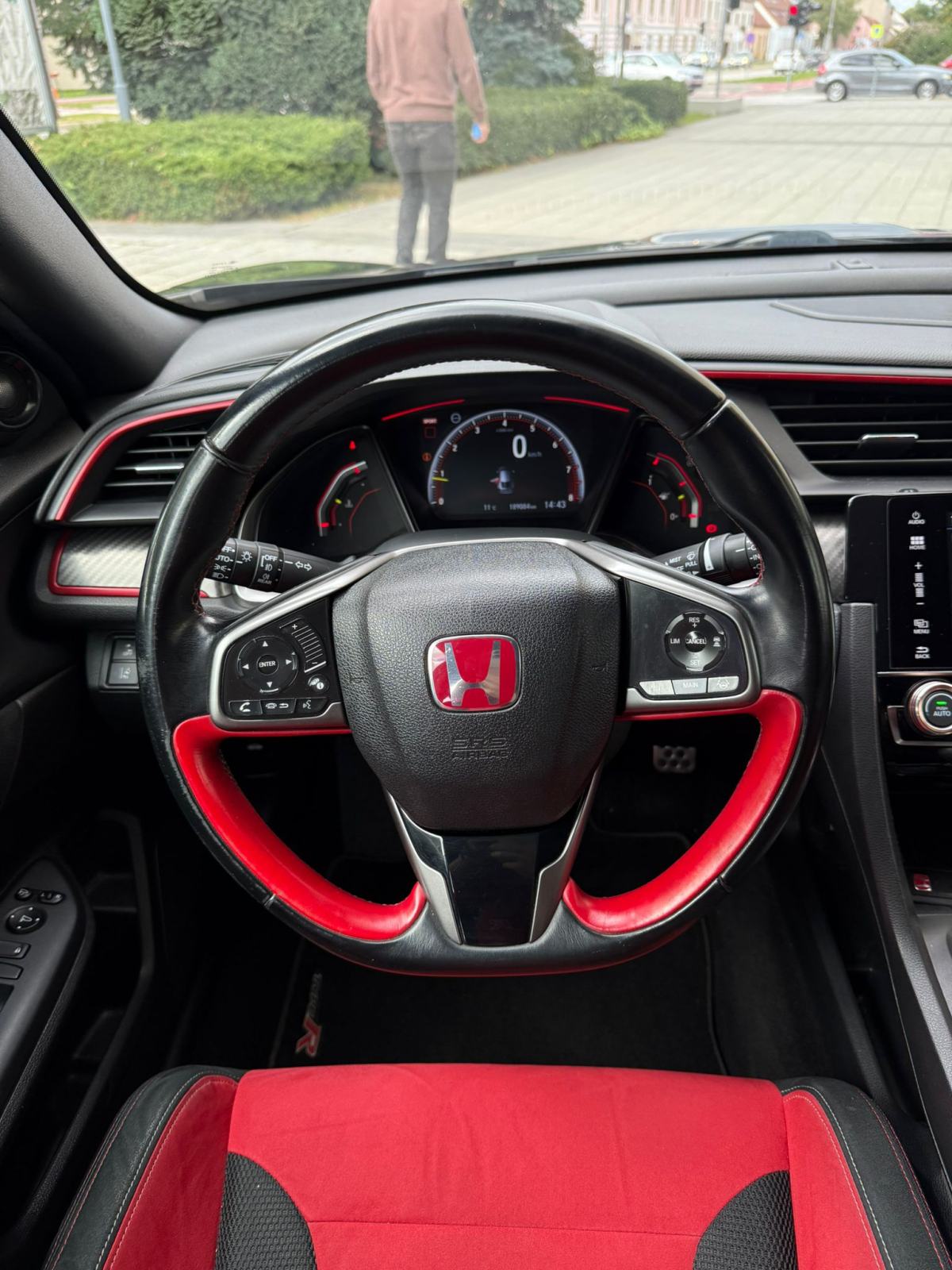 HONDA CIVIC 2.0 VTEC - GT R TYPE - 2019 GOD - 235 KW - TOP!, fotografija 19