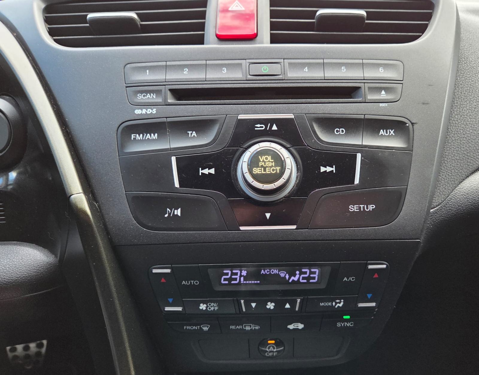 Honda Civic 2,2 I-DTEC Sport*HR.VOZILO*, fotografija 18