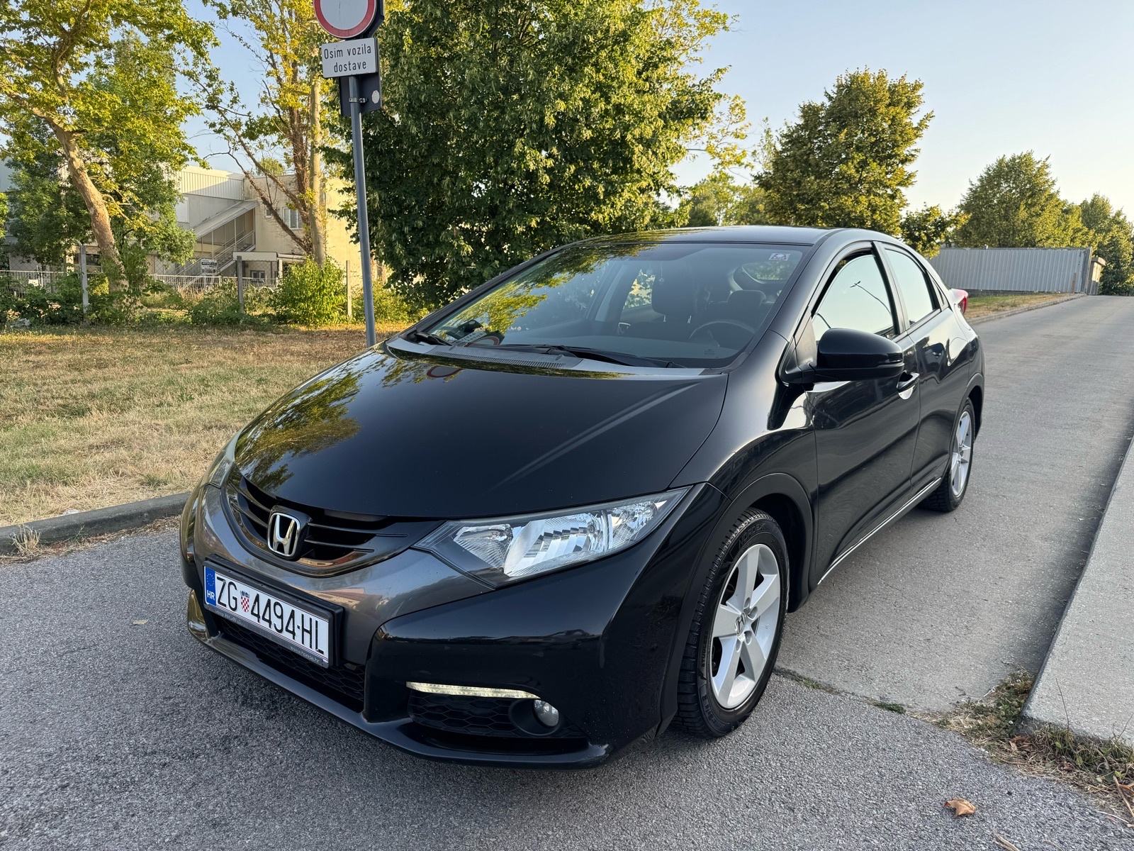 Honda Civic 2,2 i-DTEC Sport, fotografija 1