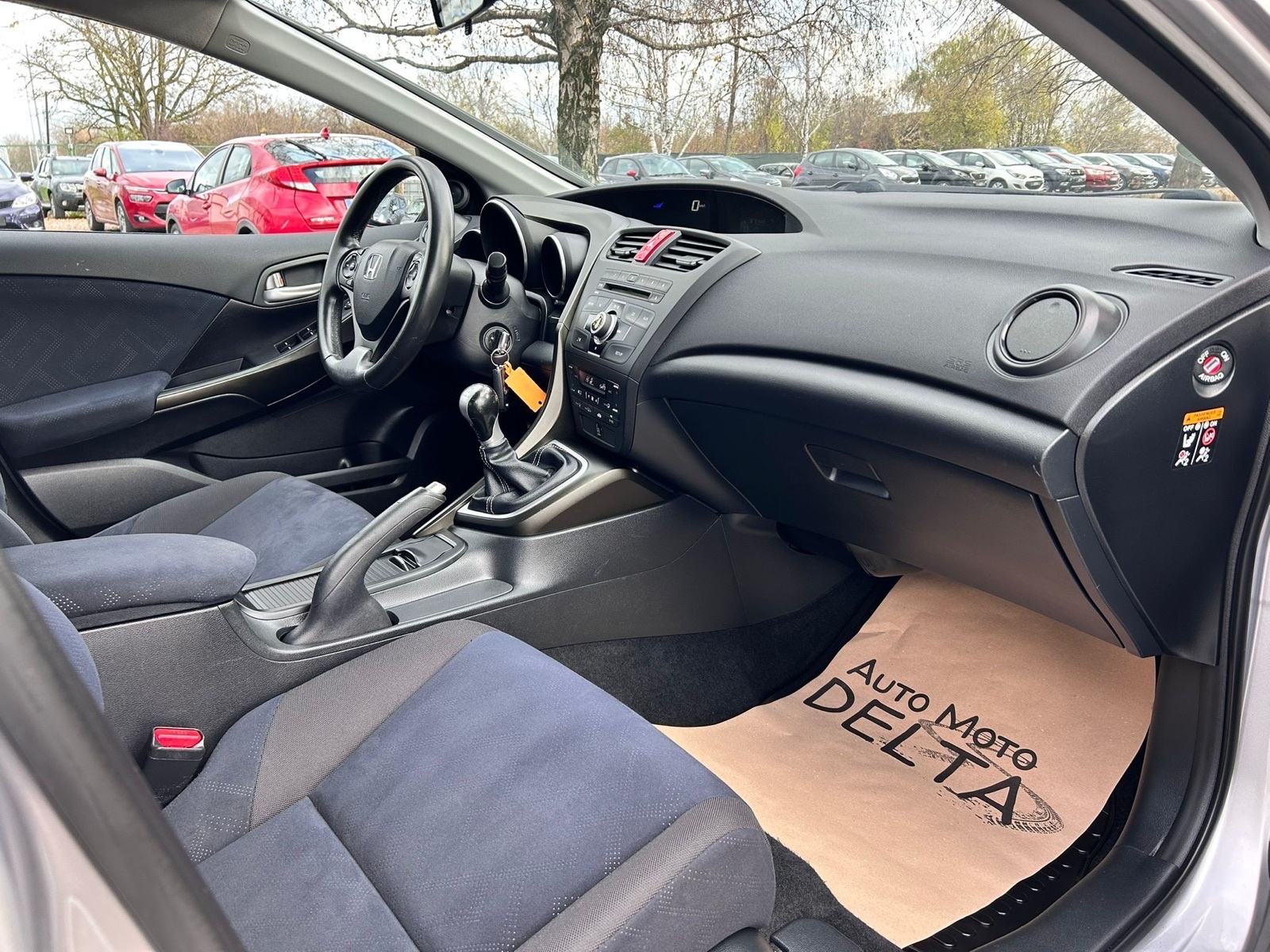 Honda Civic 2,2 Sport-PRVI VLASNIK-R. KAMERA-TEMPOMAT, fotografija 16