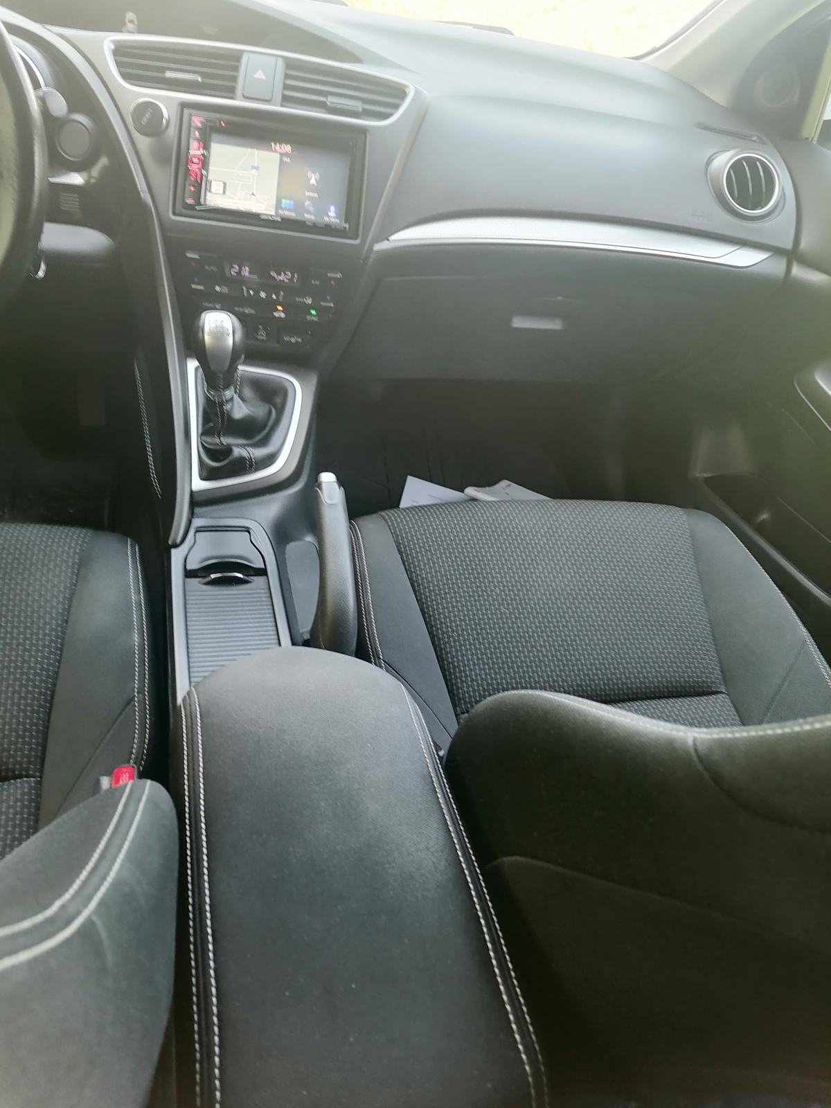 Honda Civic I-DTEC, fotografija 11
