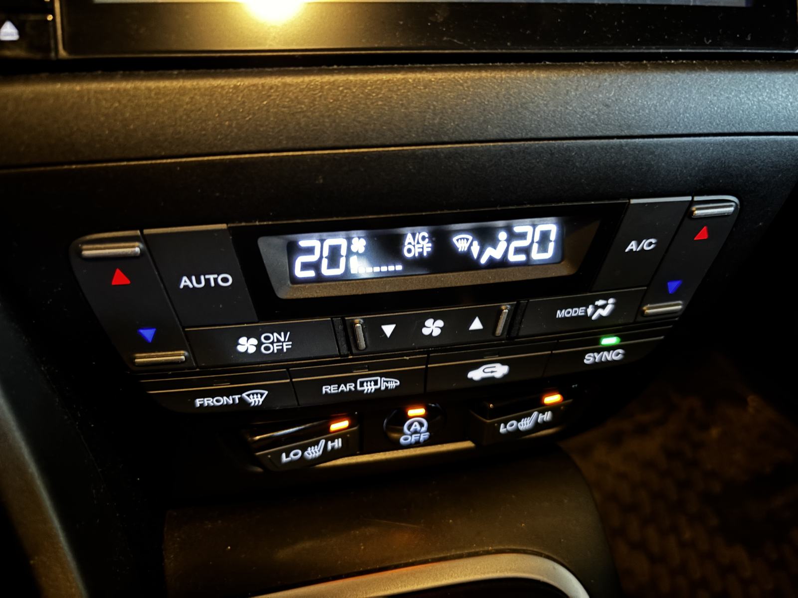 Honda Civic HB 1.6 iDtec SPORT-rega do 30.07.2027., fotografija 11