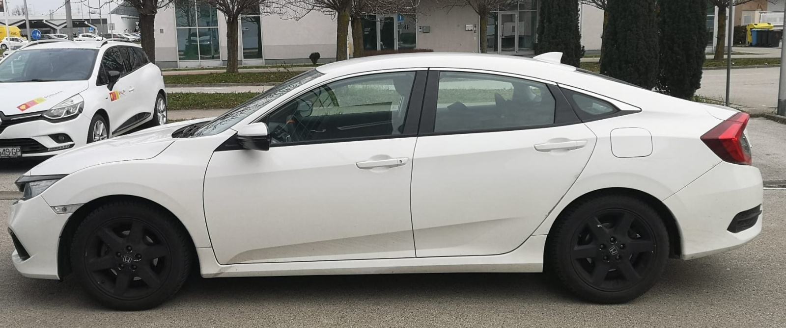 Honda Civic Sedan 1.5, pogled izvana - slika 1