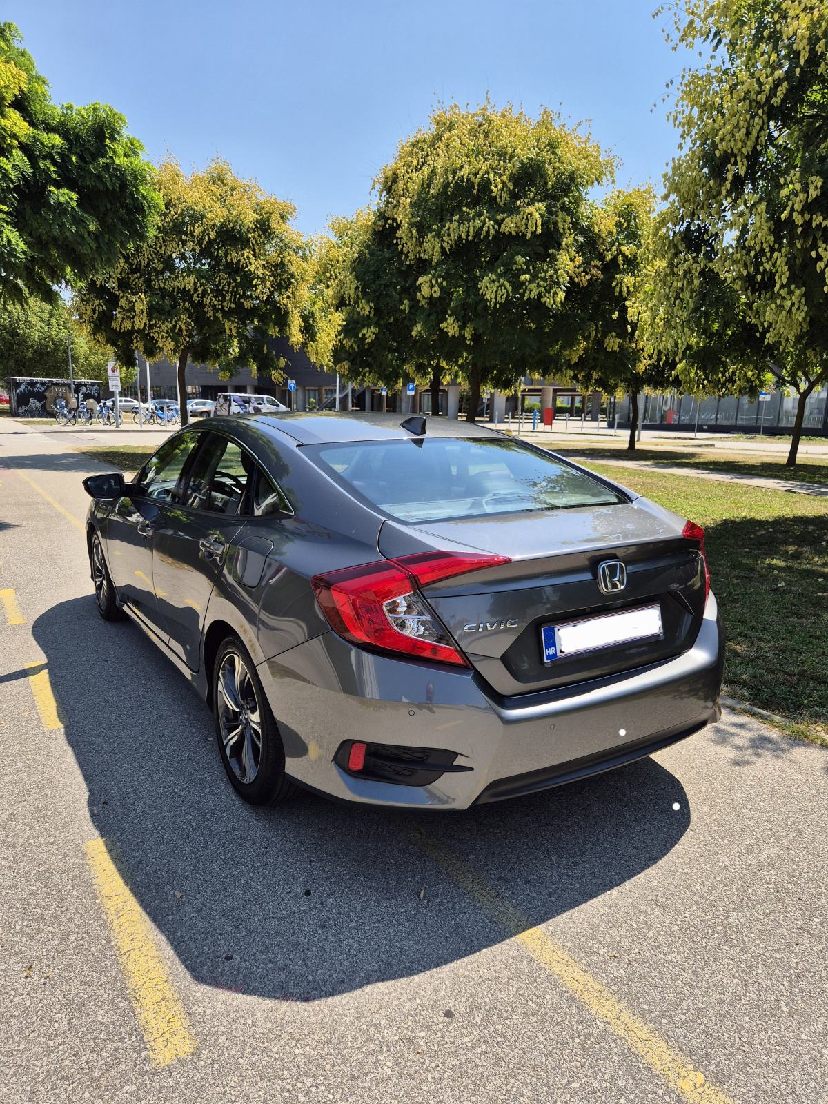 Honda Civic Sedan 1.5 VTEC Turbo, fotografija 5