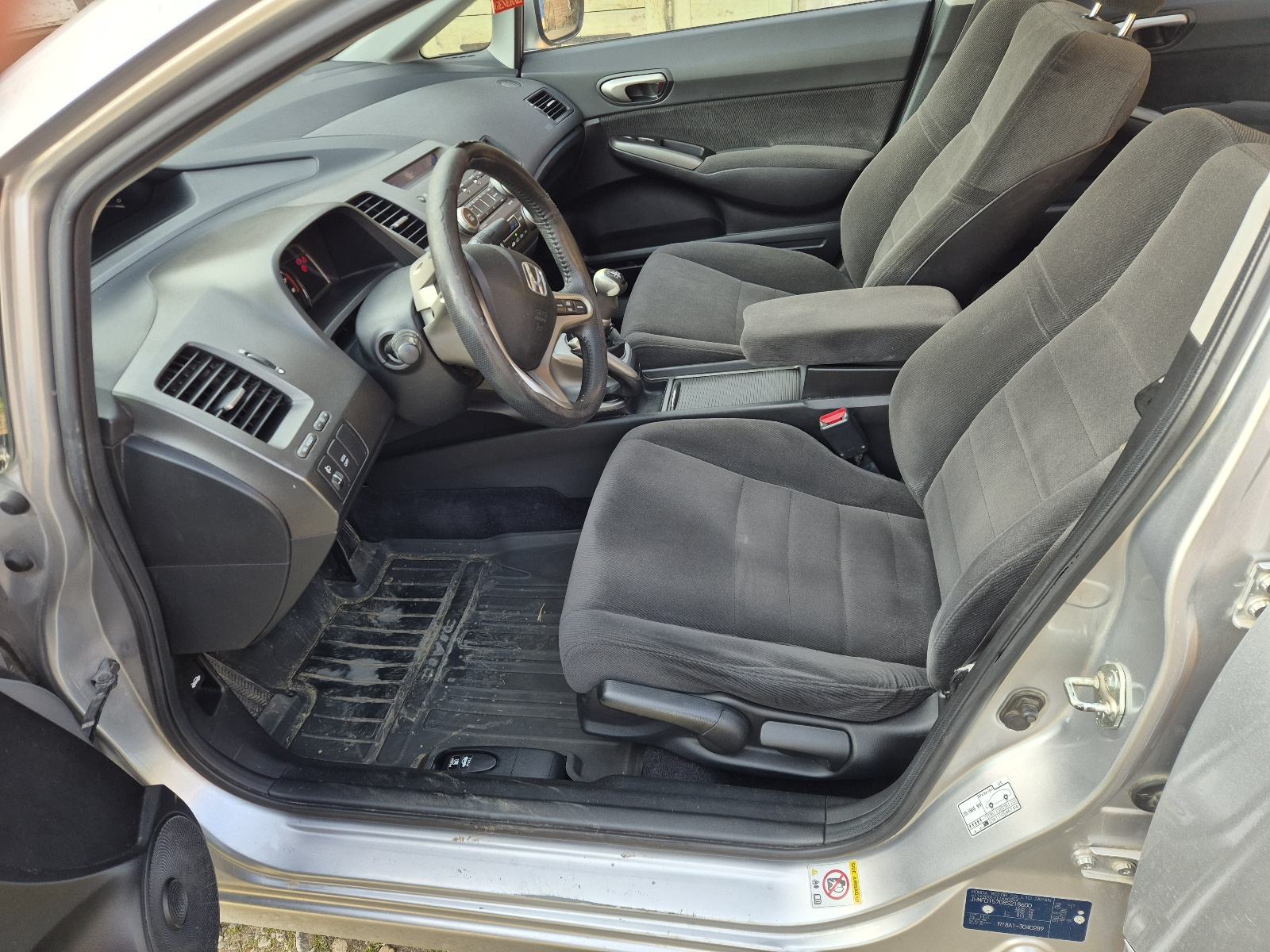 Honda Civic Sedan 1.8 ES, fotografija 12