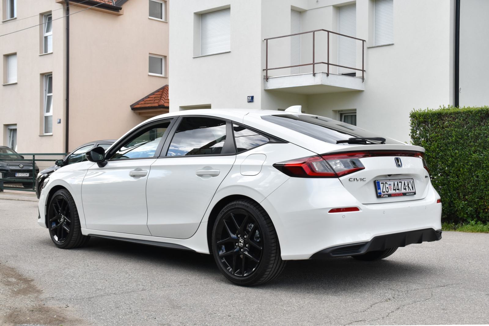 Honda Civic SPORT eHEV, HR auto, star 6 mj, fotografija 6