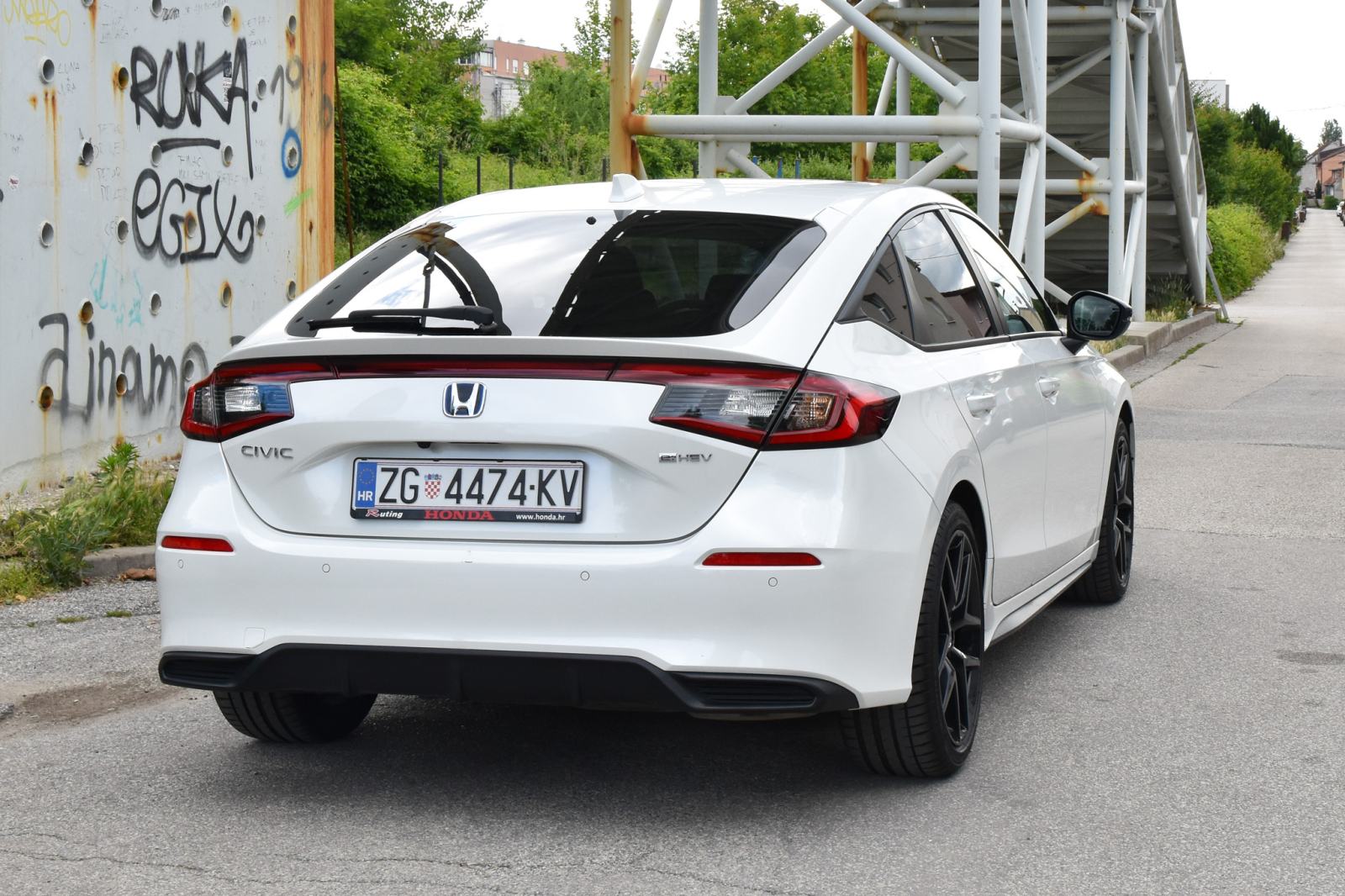 Honda Civic SPORT eHEV, HR auto, star 6 mj, fotografija 5