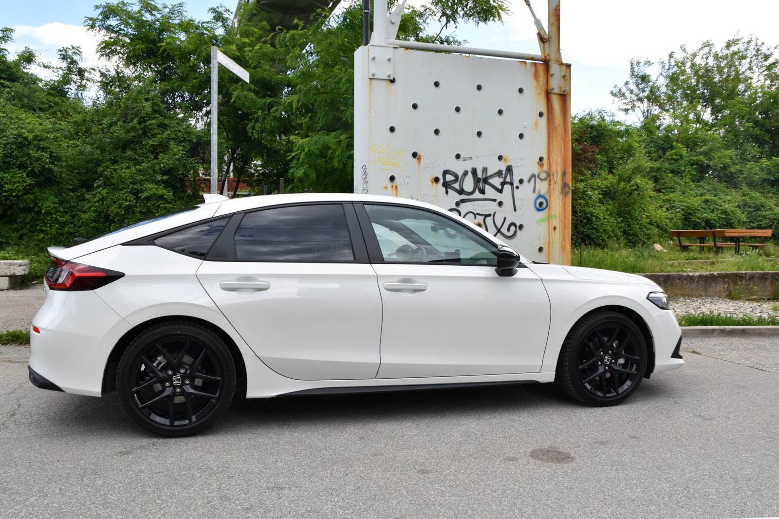 Honda Civic SPORT eHEV, HR auto, star 6 mj, fotografija 4
