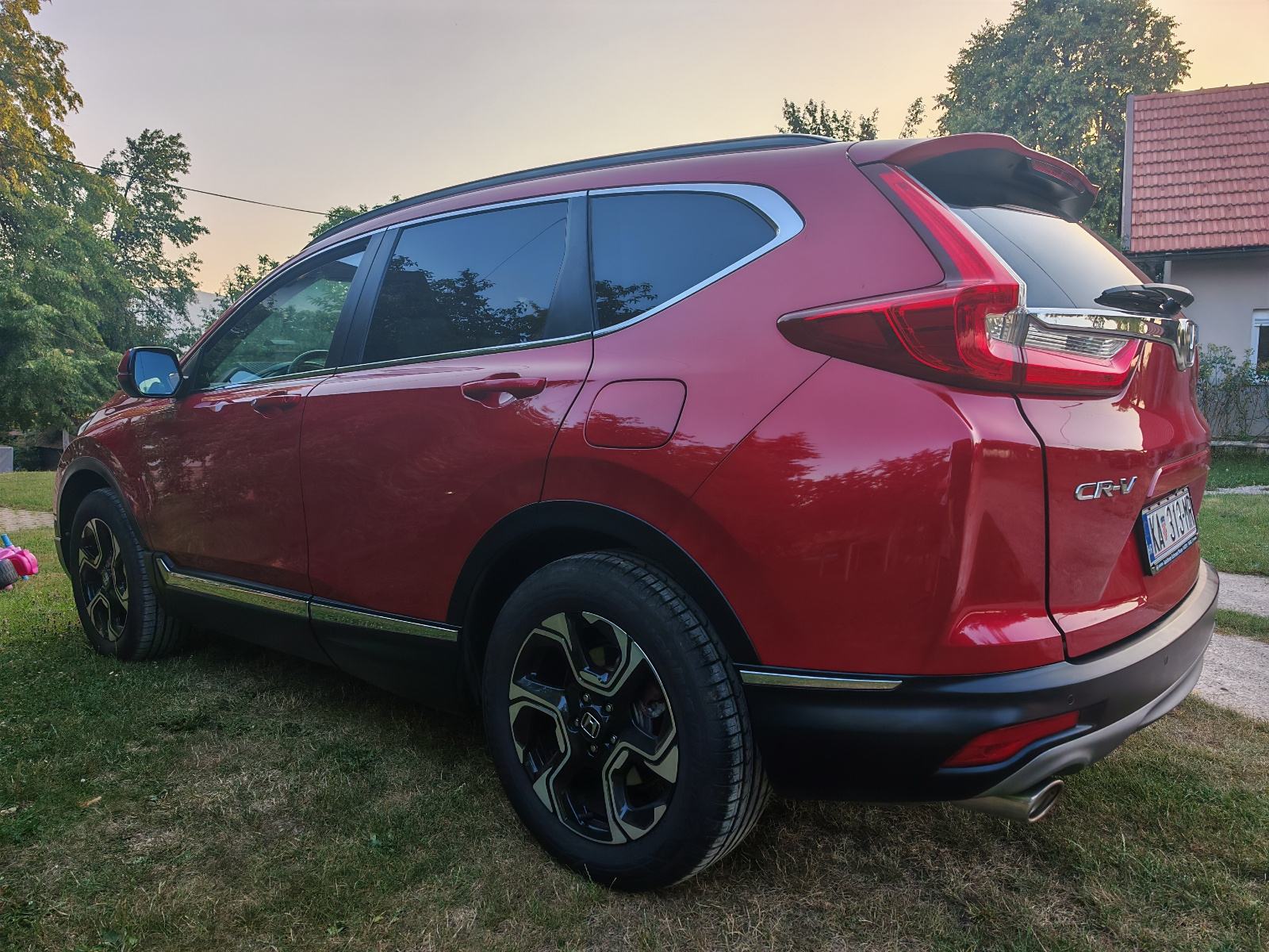 Honda CR-V 1,5 AWD, fotografija 3